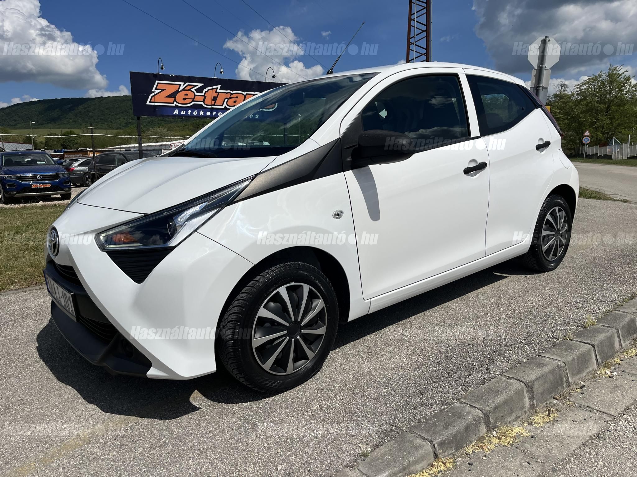 TOYOTA AYGO 2021/8 - 1