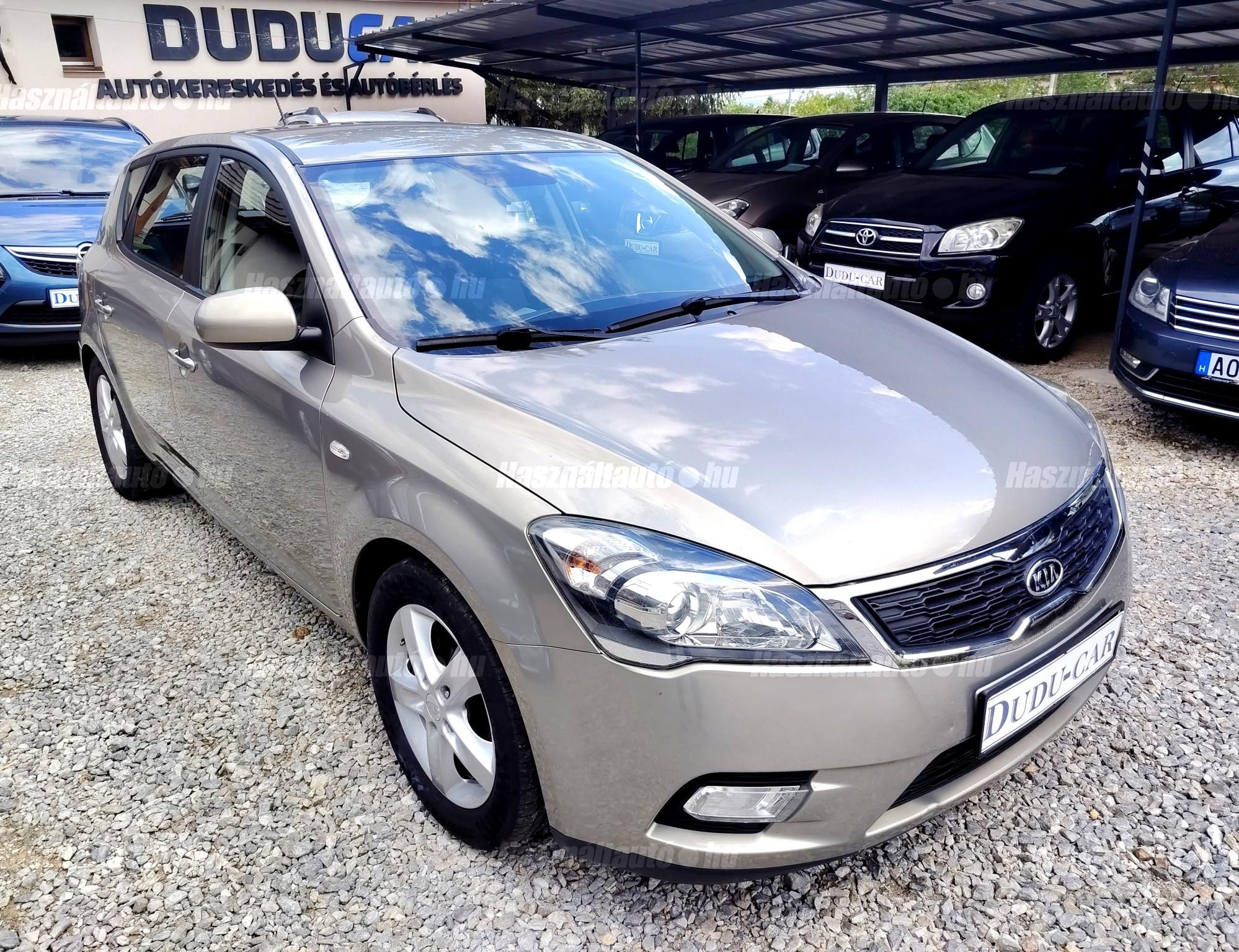 KIA CEE'D 2009/10 - 1