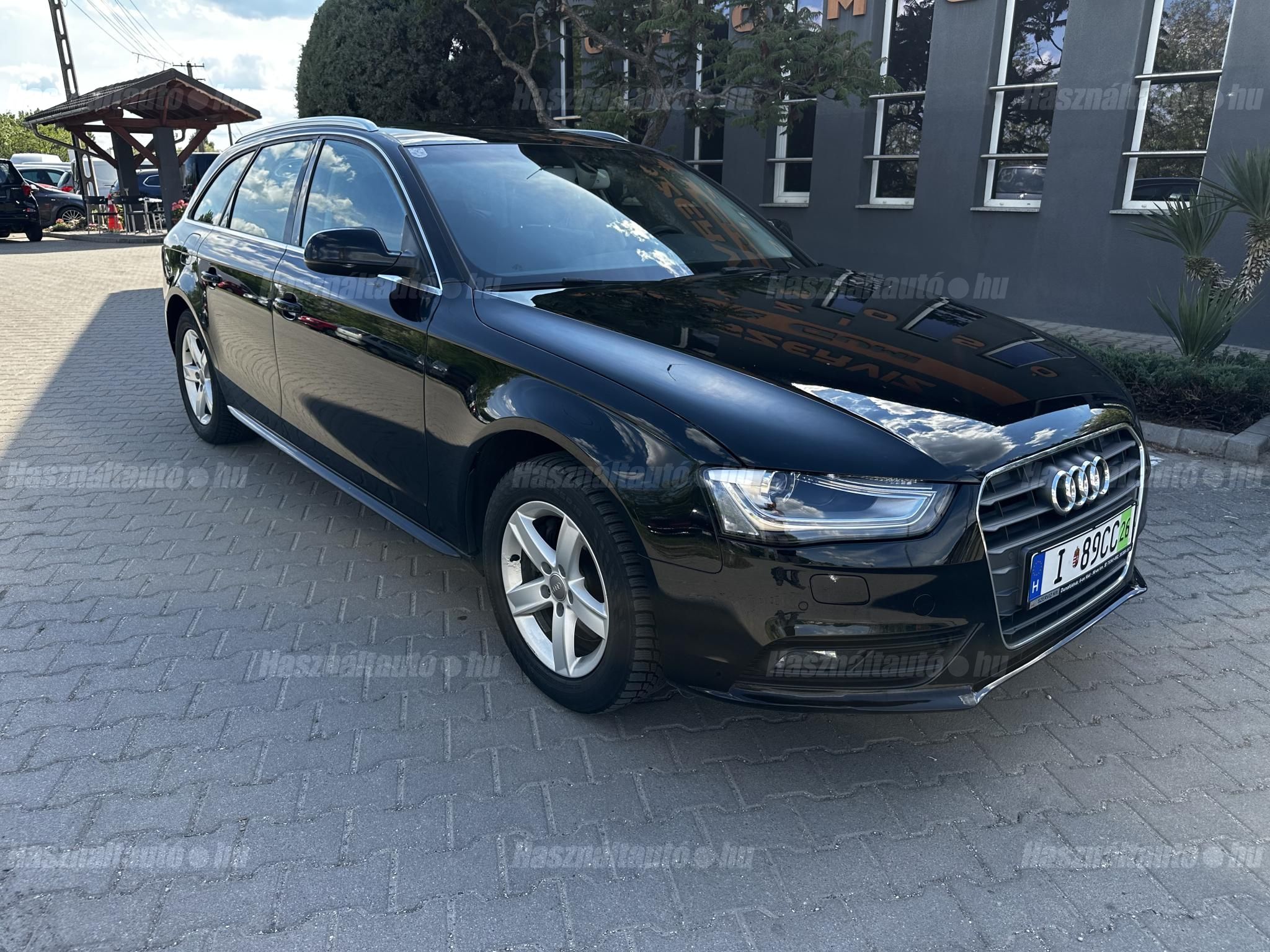 AUDI A4 2014/12 - 1