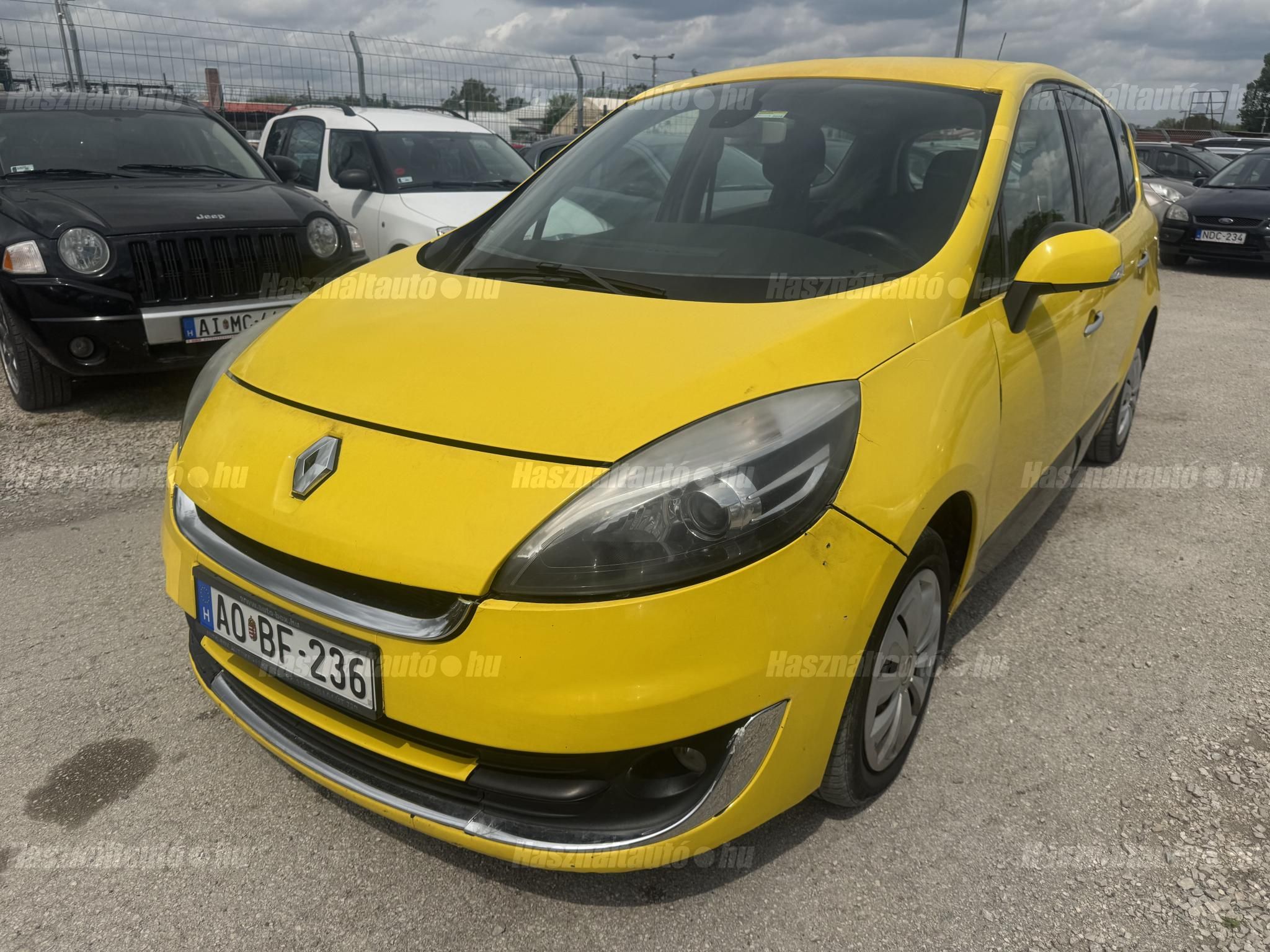 RENAULT GRAND SCENIC 2012 - 1