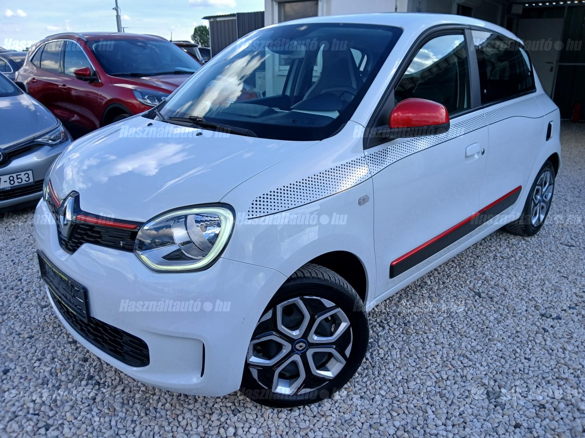 RENAULT TWINGO 2022/6 - 1