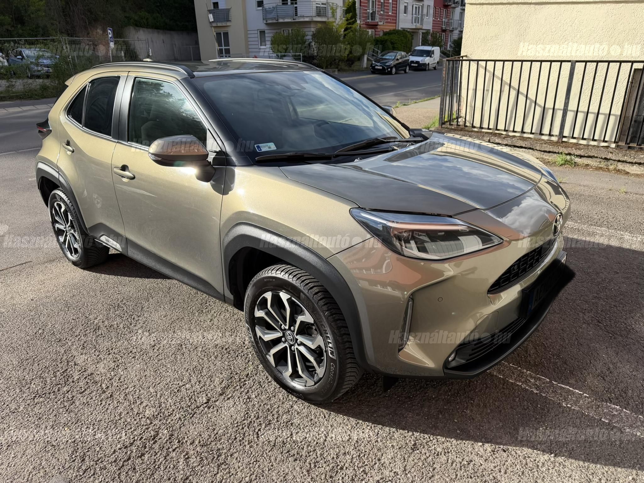 TOYOTA YARIS CROSS 2023/6 - 1