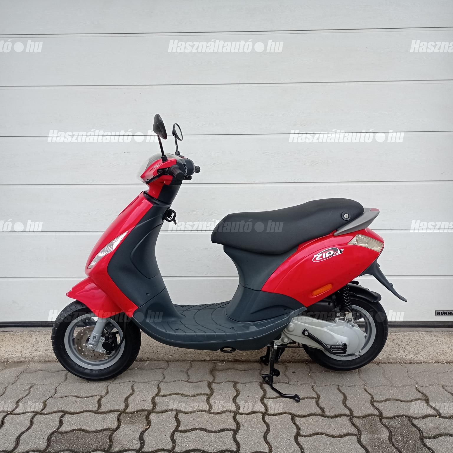 PIAGGIO ZIP 50 2003/8 - 1