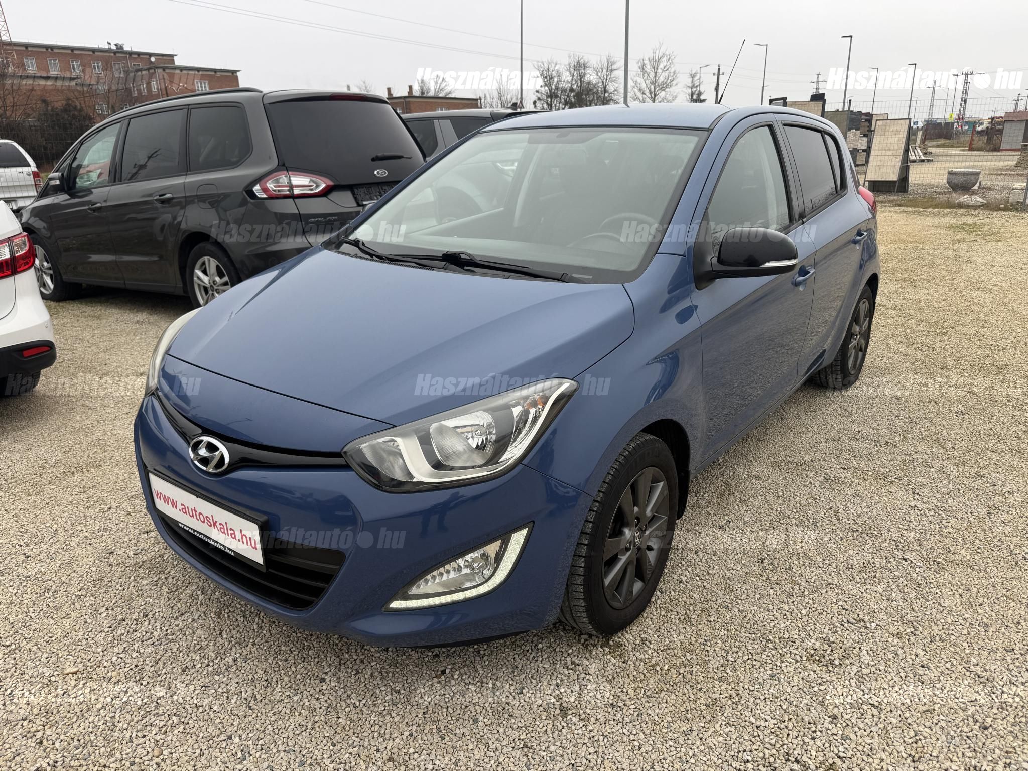 HYUNDAI I20 2014/7 - 1