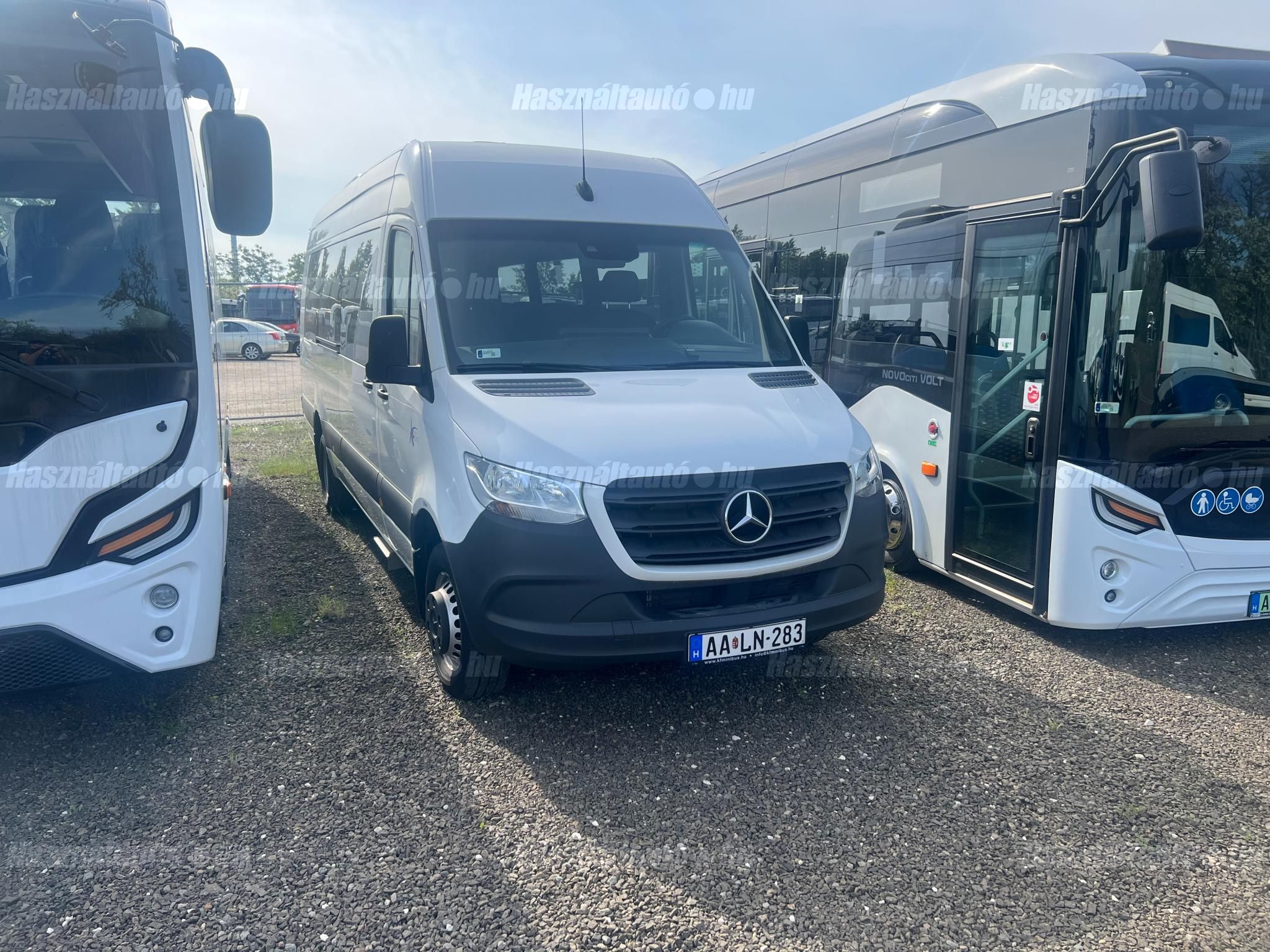 MERCEDES-BENZ 2023 - 1