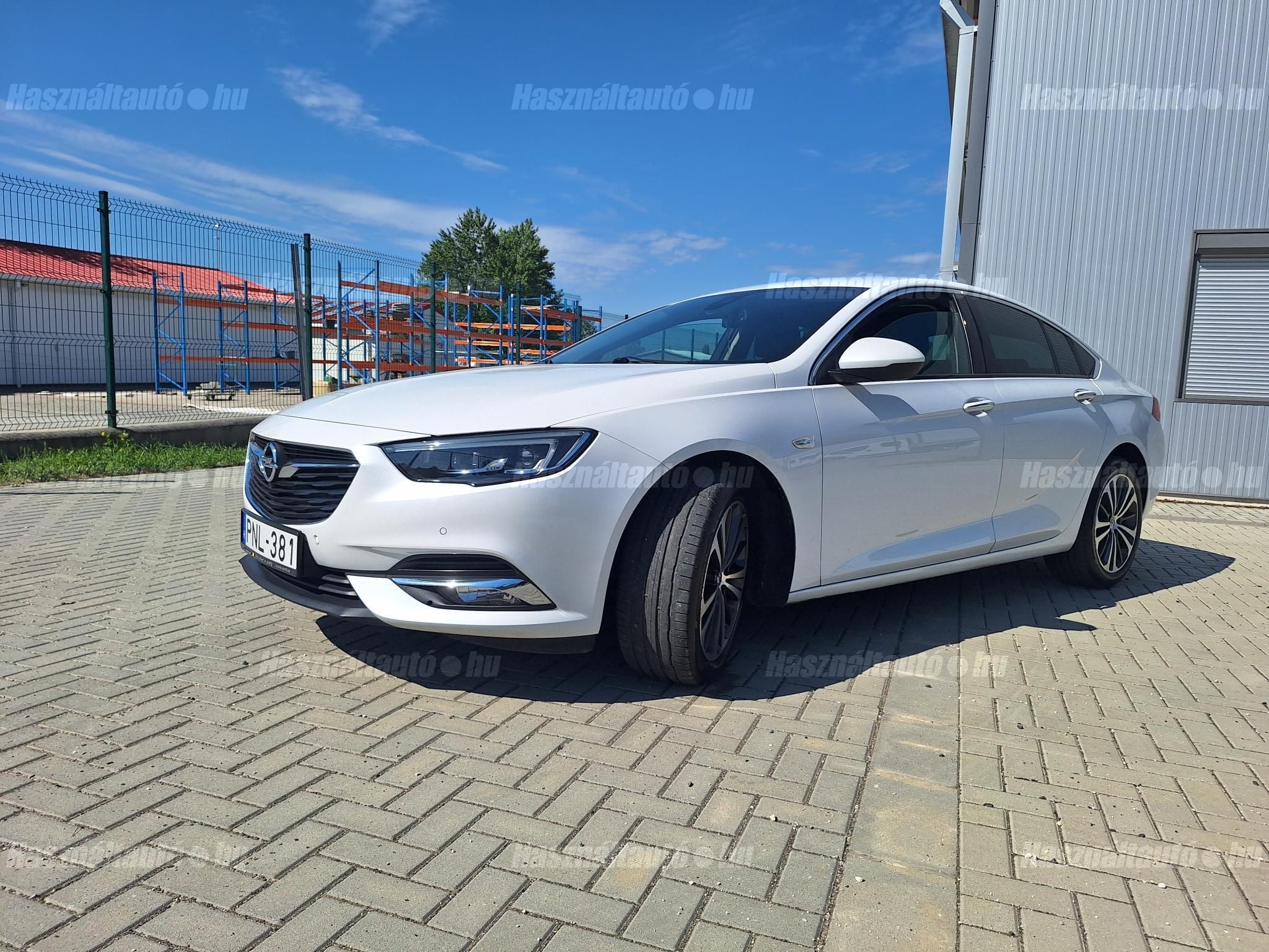 OPEL INSIGNIA 2017/12 - 1