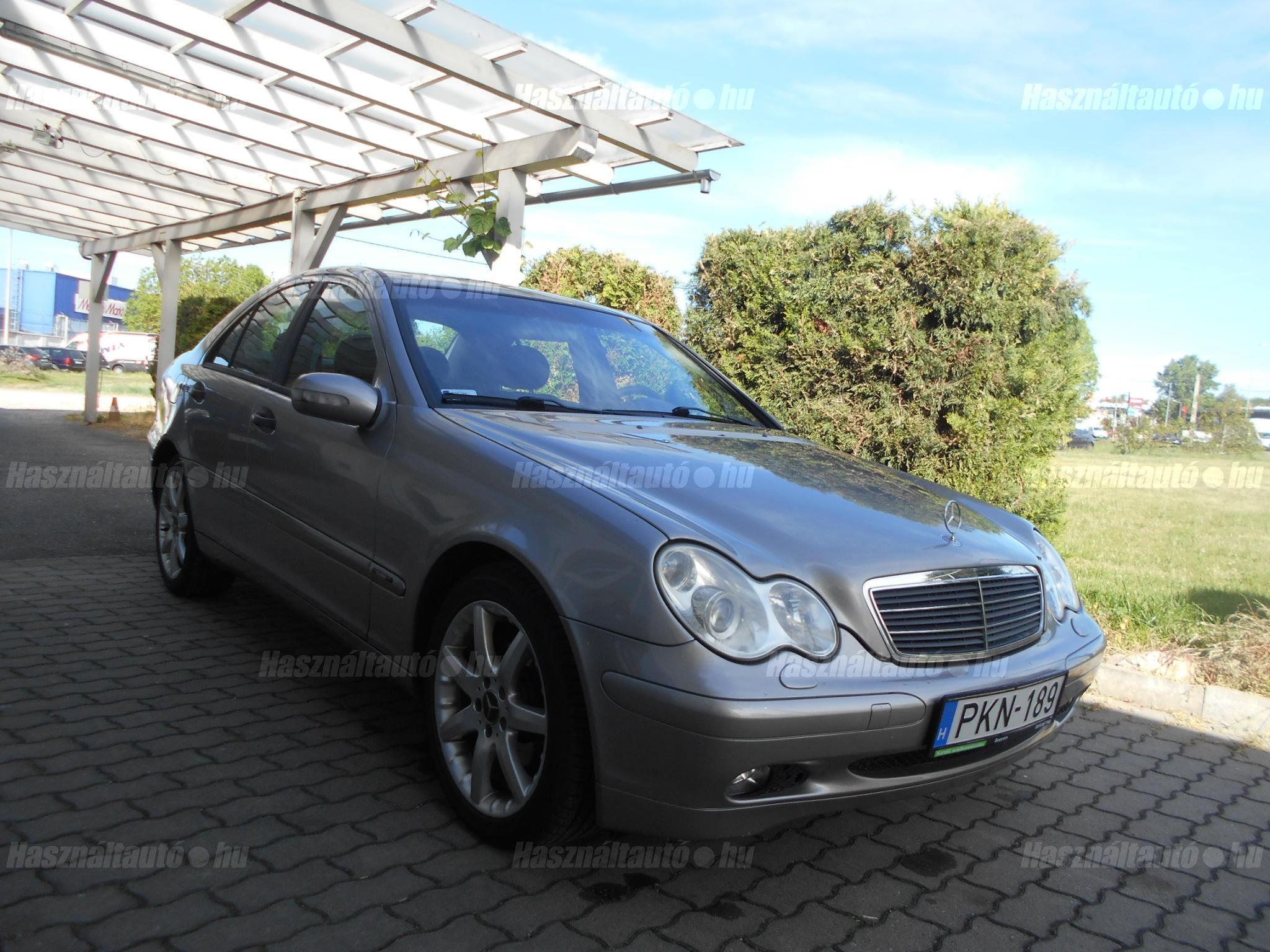 MERCEDES-BENZ C 220 2003/8 - 1