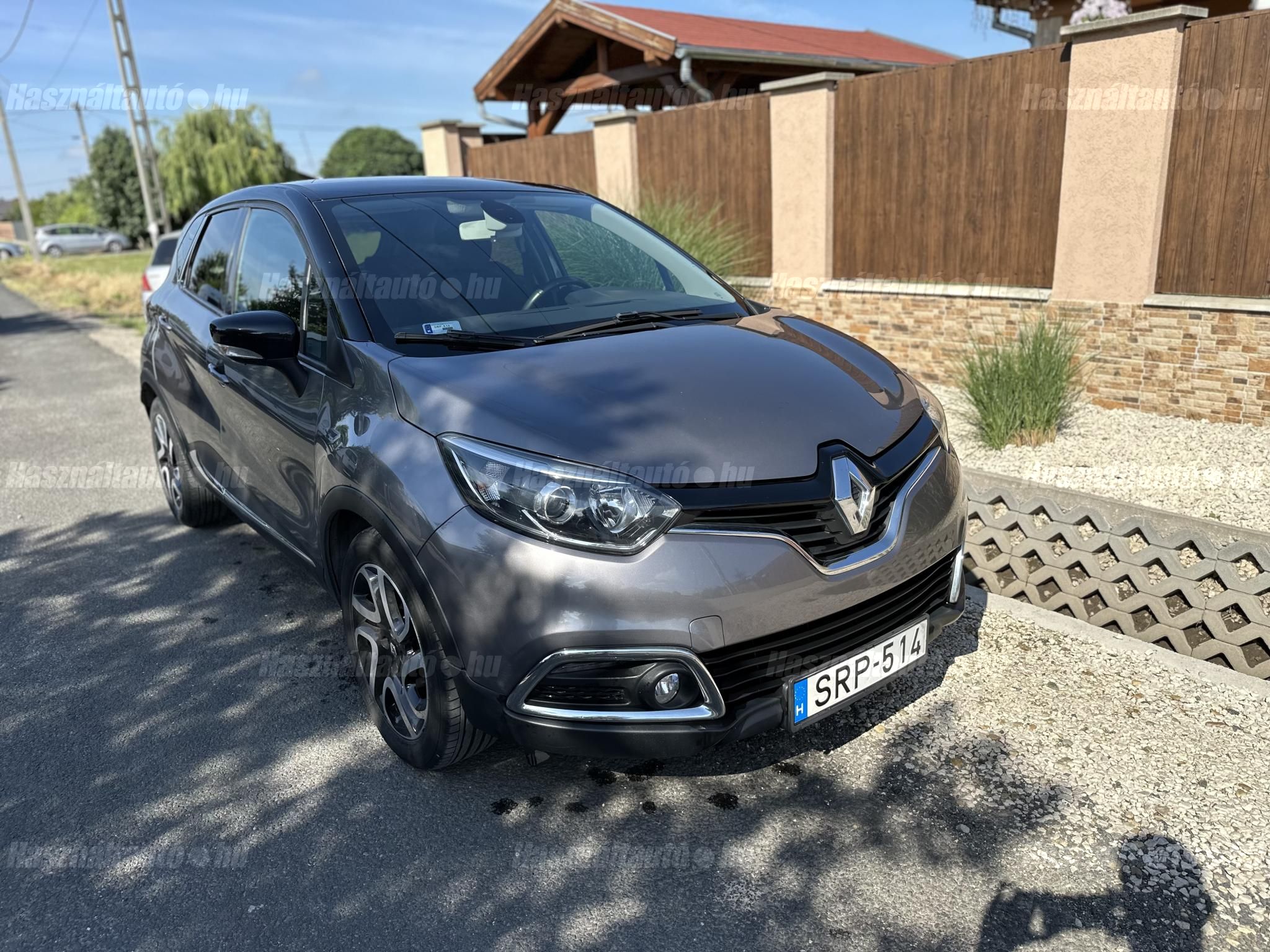 RENAULT CAPTUR 2013/5 - 1