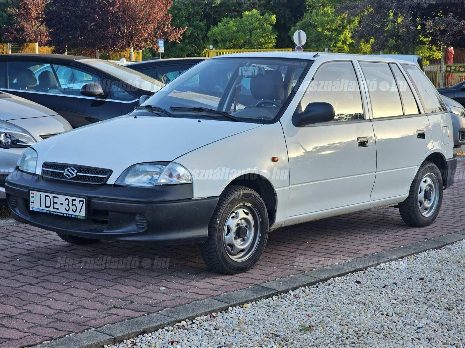 SUZUKI SWIFT 2002/4 - 1