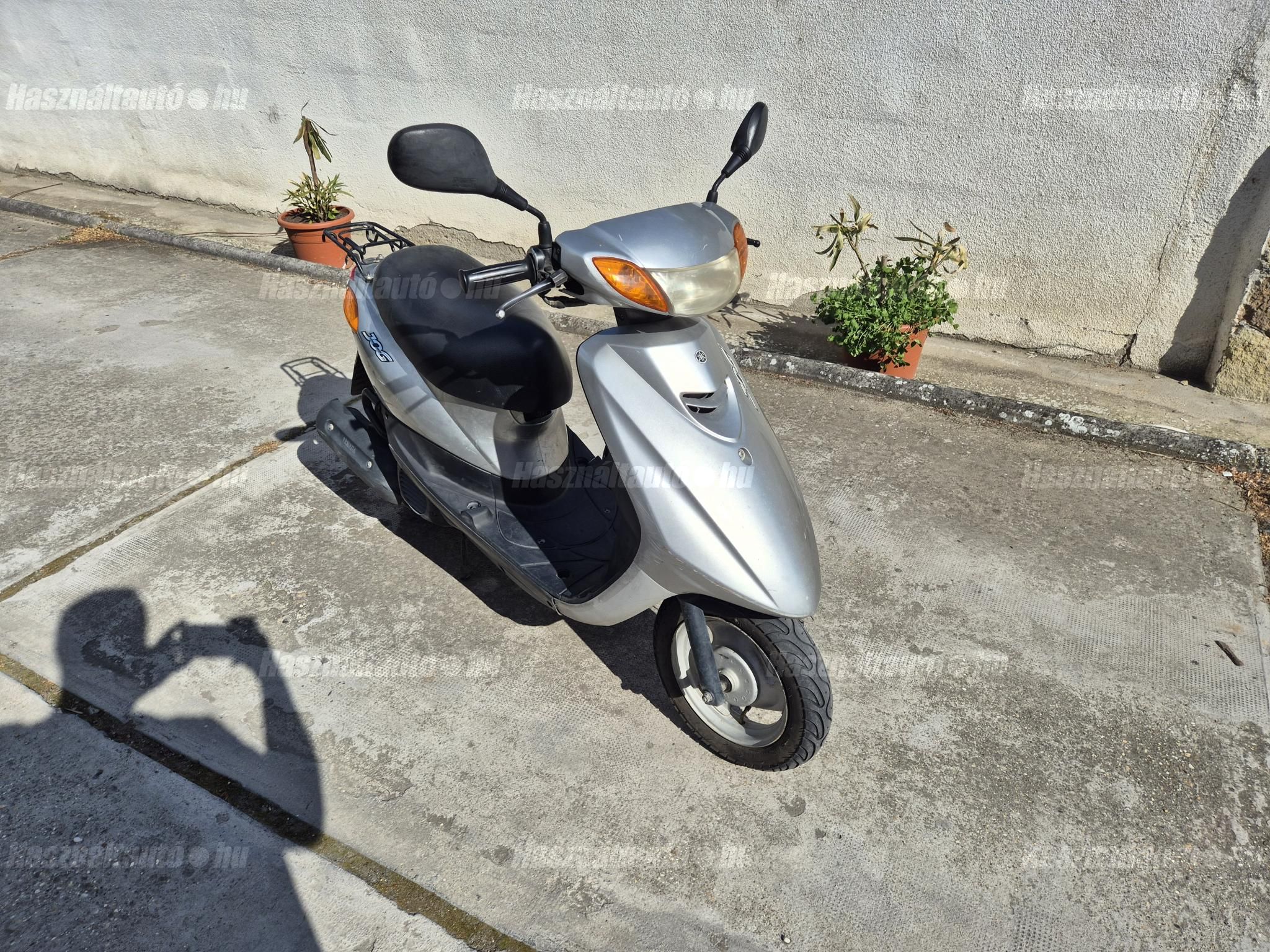 YAMAHA JOG 2015/5 - 1