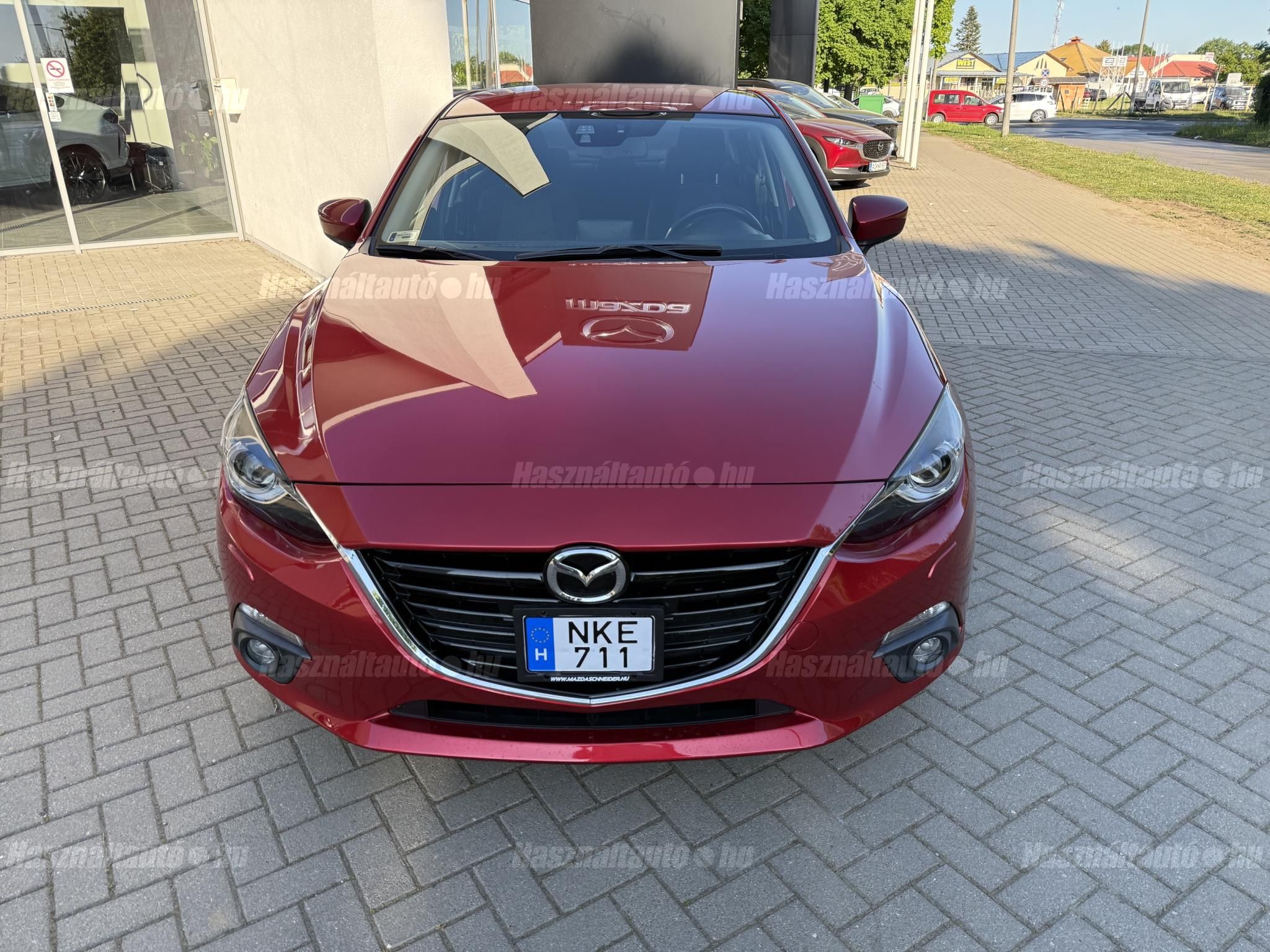 MAZDA 3 2015/12 - 1