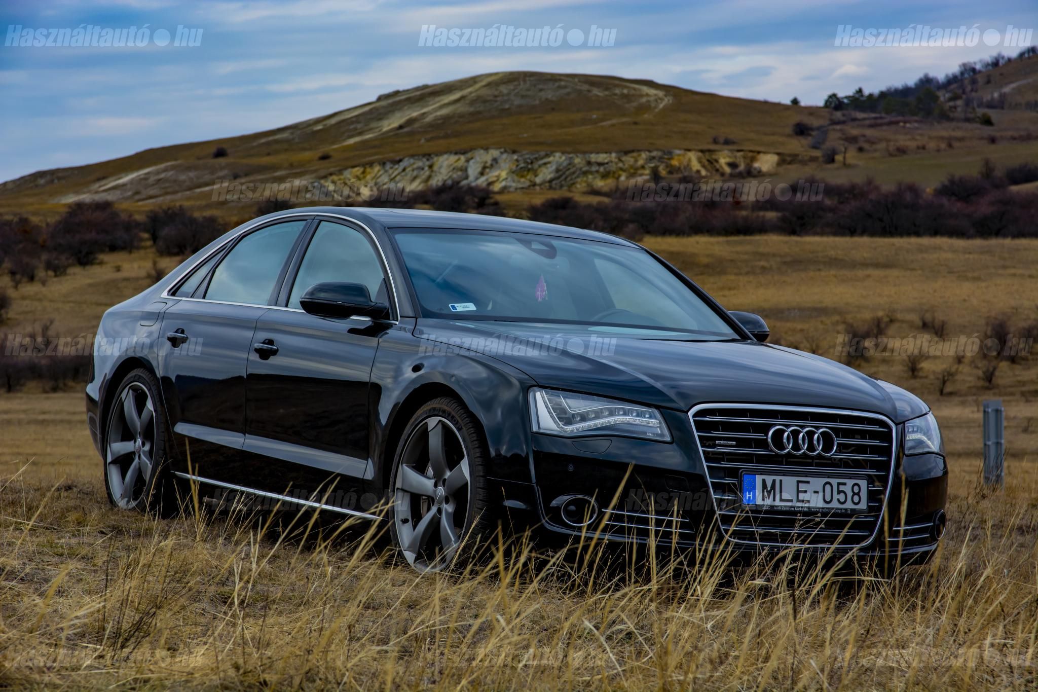 AUDI A8 2012/12 - 1