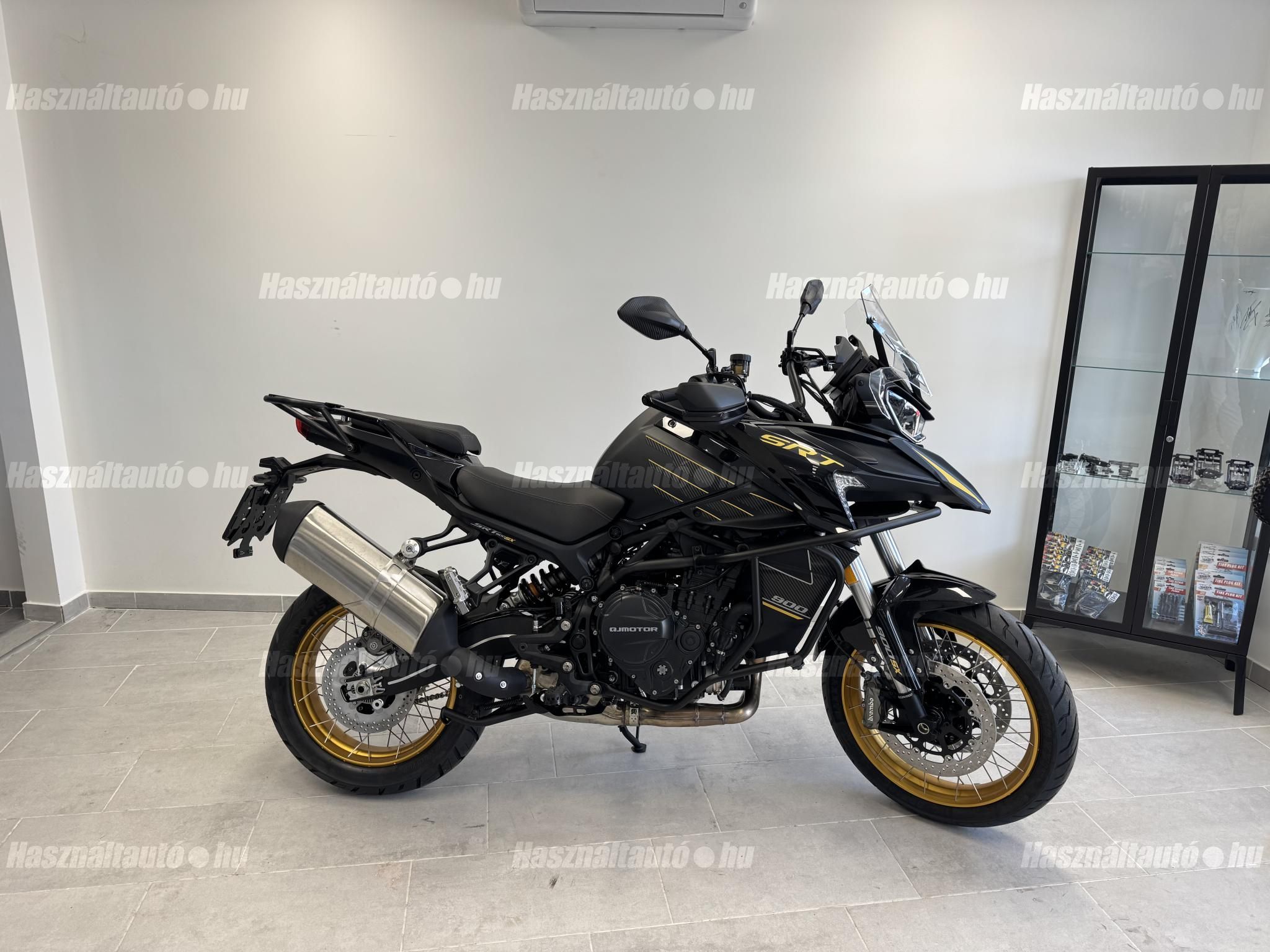 QJMOTOR SRT 900 SX 2026 - 1