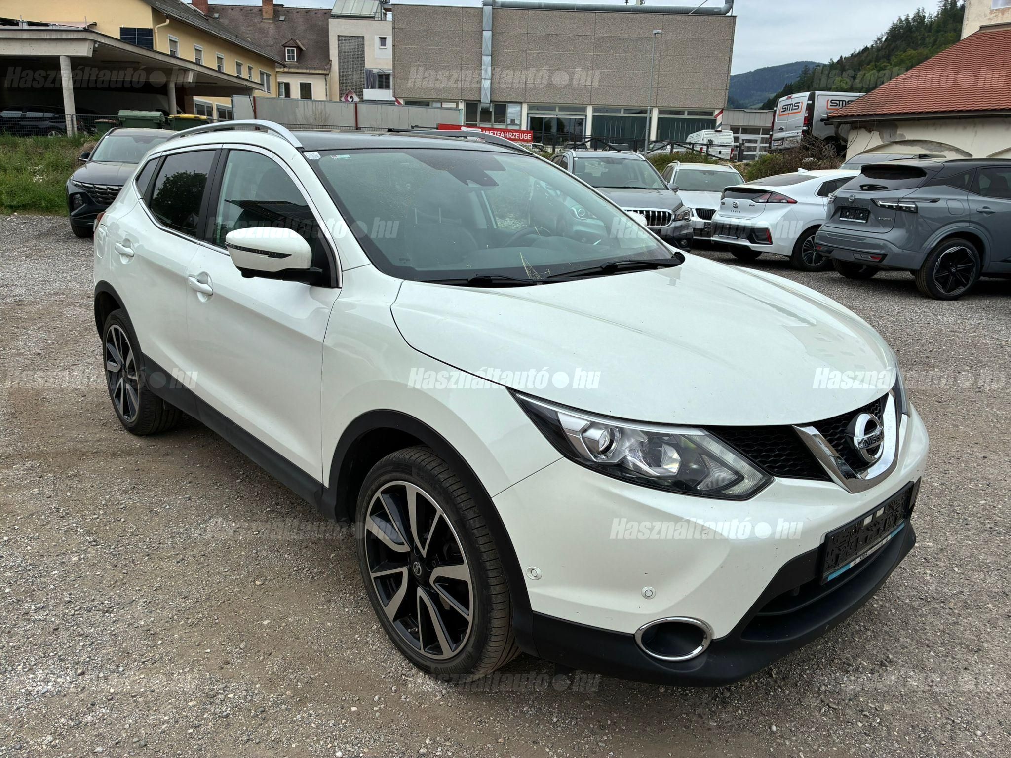 NISSAN QASHQAI 2016/1 - 1