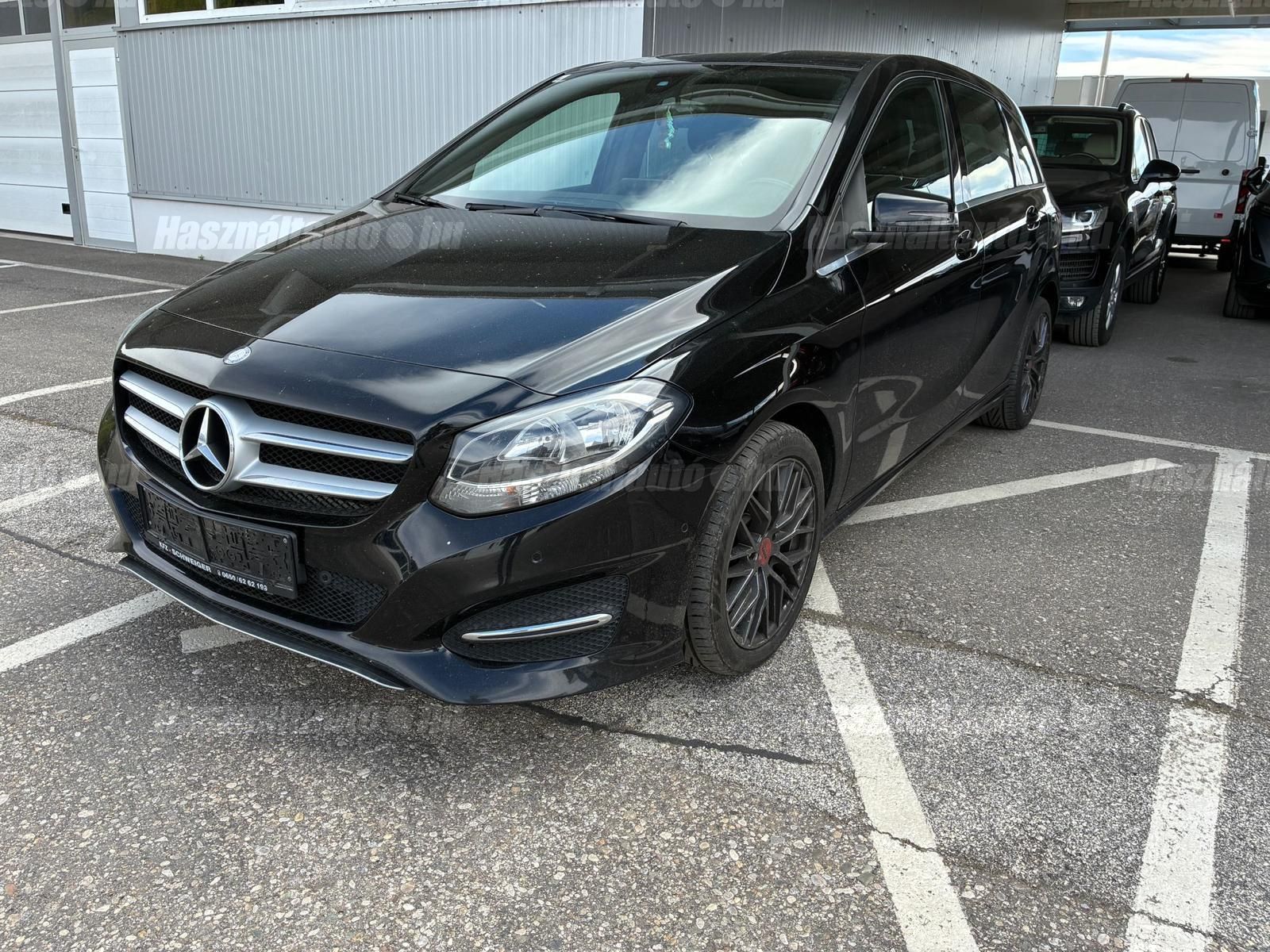 MERCEDES-BENZ B 180 2017/1 - 1