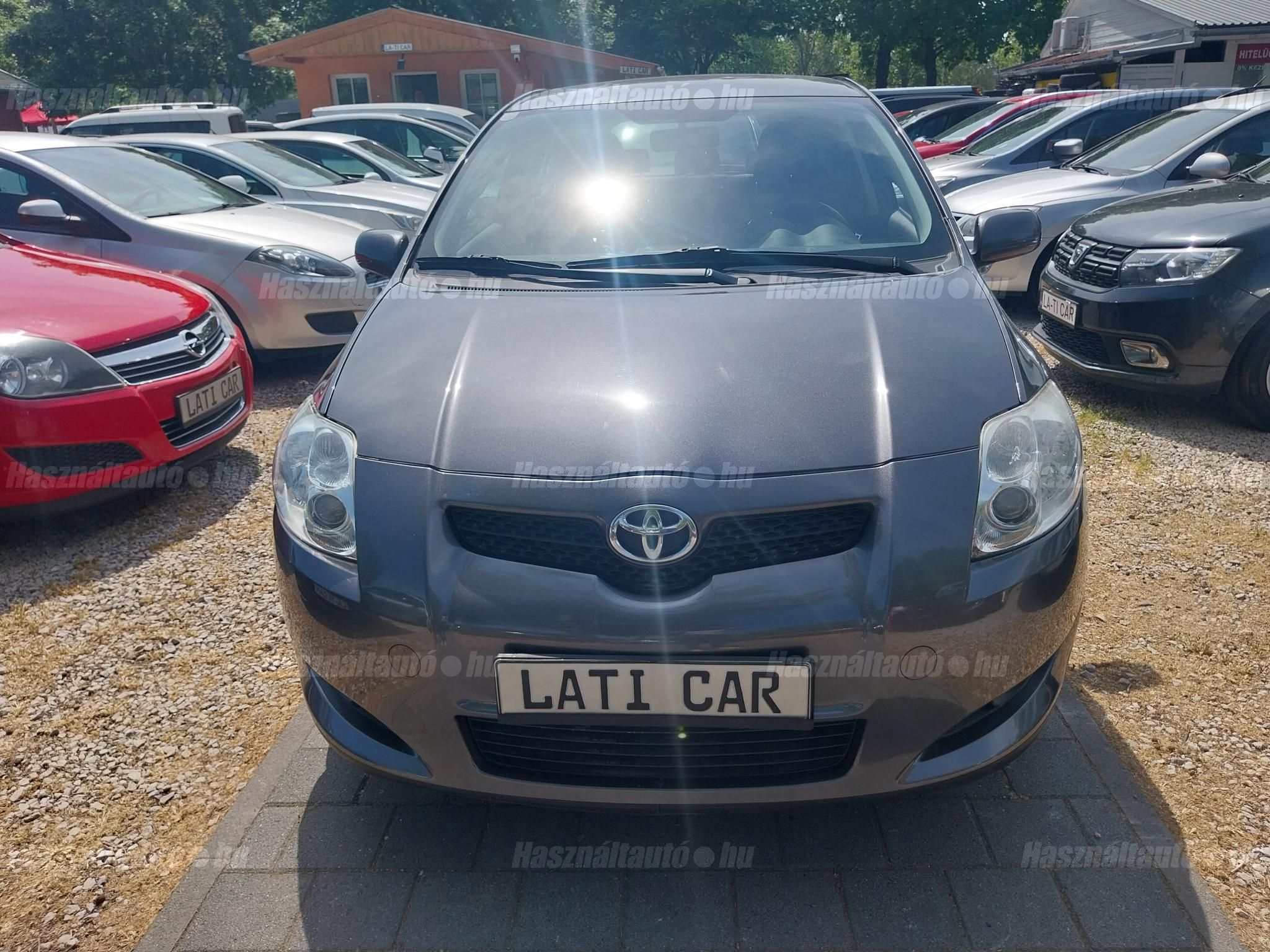 TOYOTA AURIS 2009/3 - 1