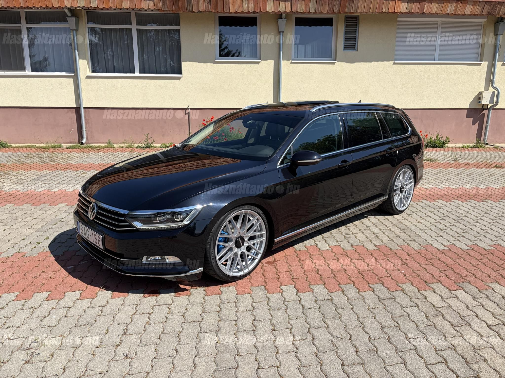 VOLKSWAGEN PASSAT VIII 2015/8 - 1