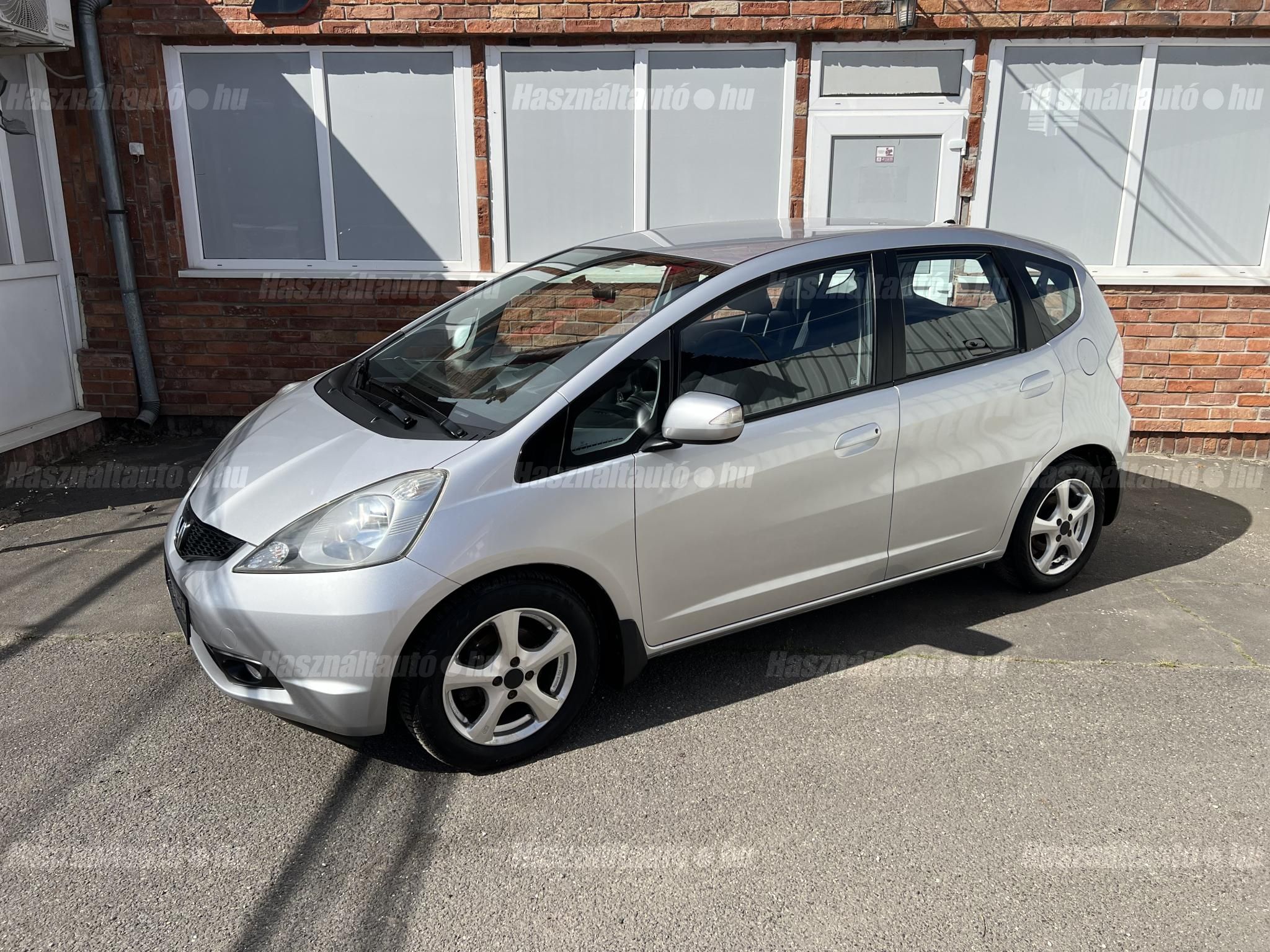 HONDA JAZZ 2009/4 - 1
