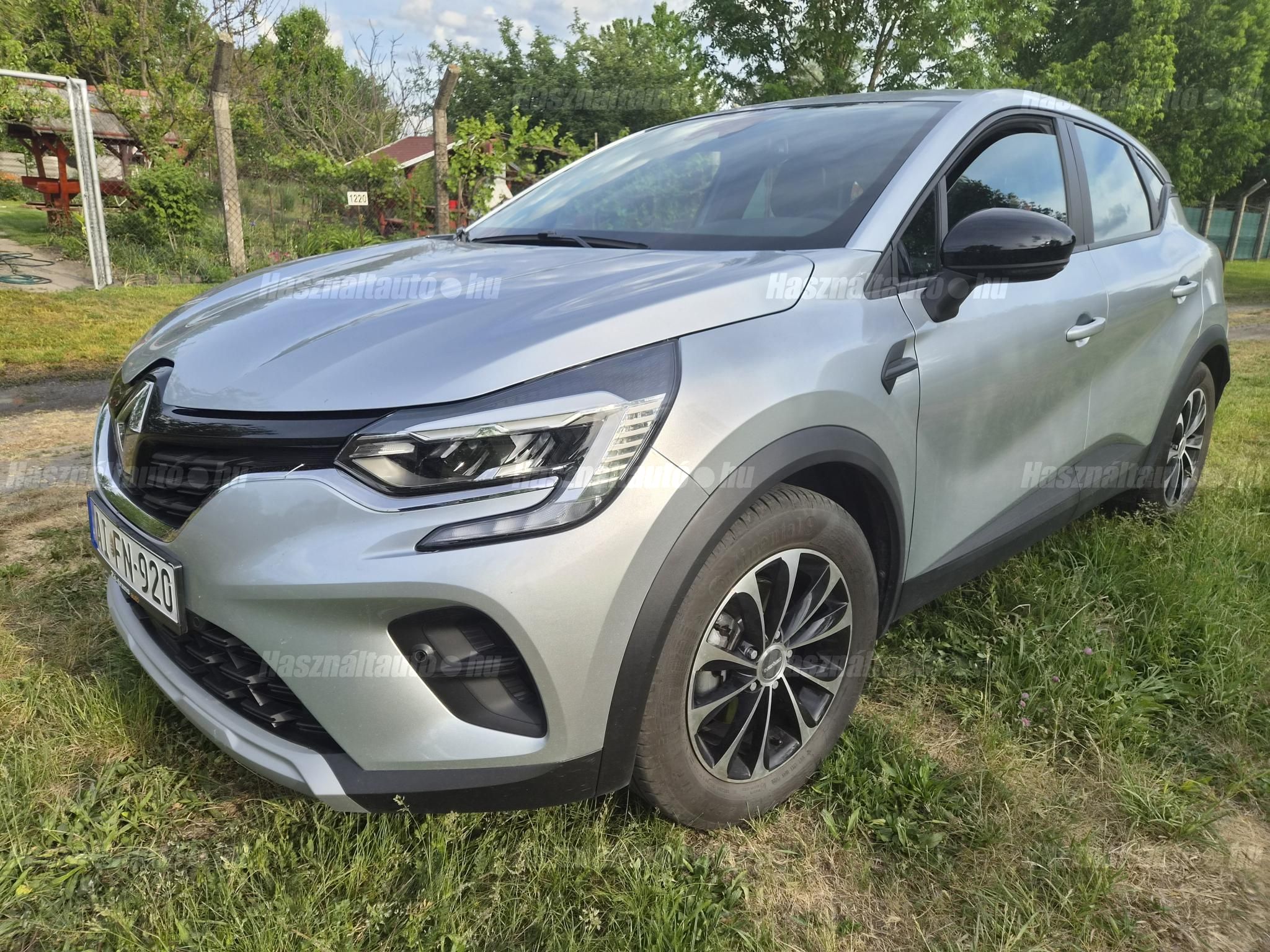 RENAULT CAPTUR 2023/6 - 1