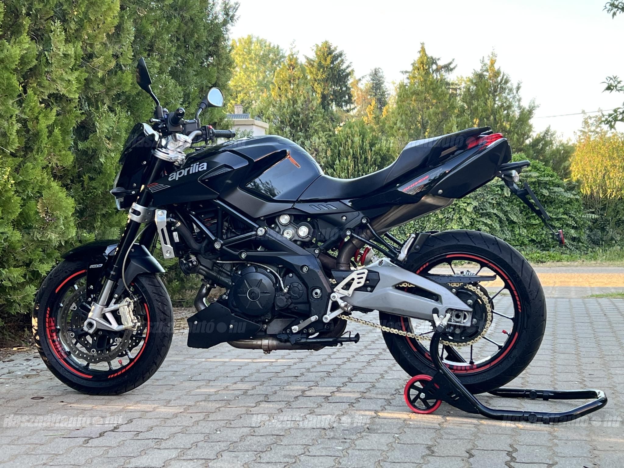 APRILIA SHIVER 2016/6 - 1