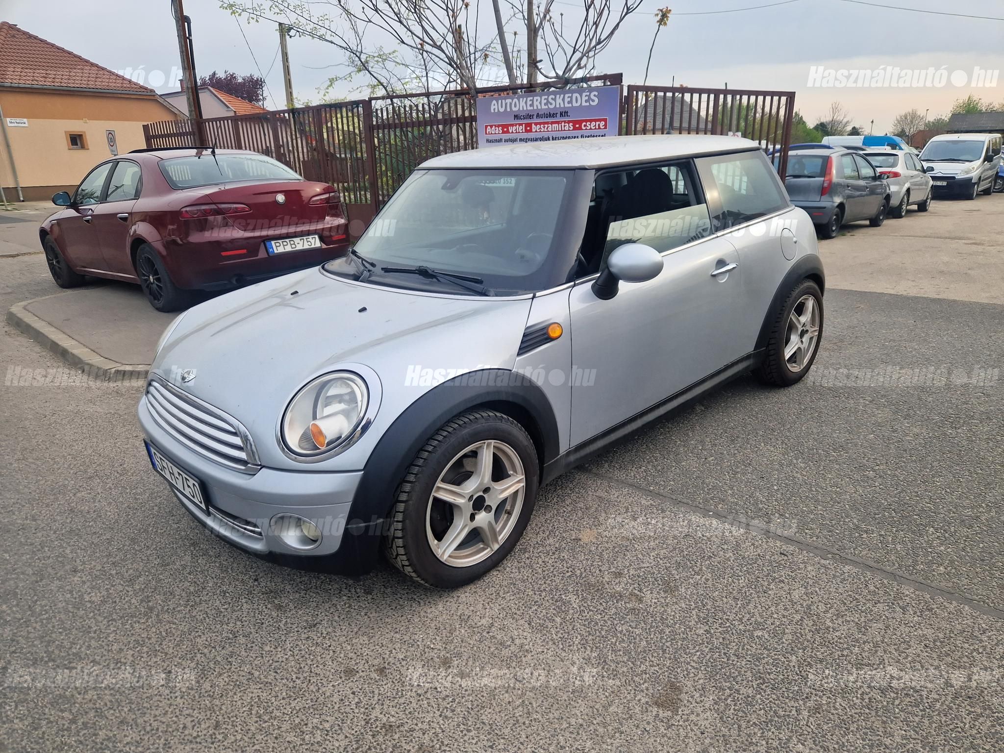 MINI MINI COOPER 2010 - 1