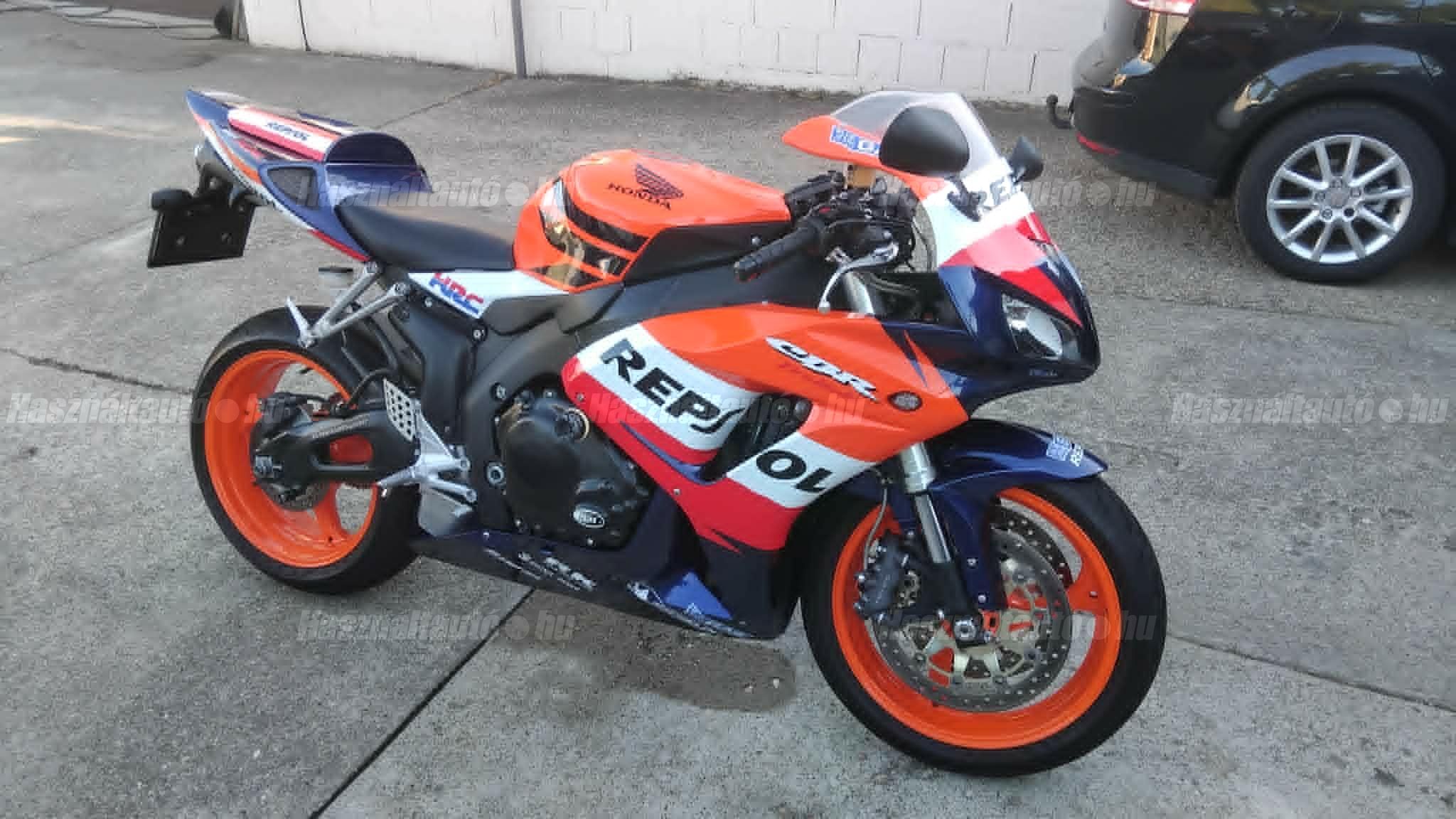 HONDA CBR 1000 RR 2008/4 - 1