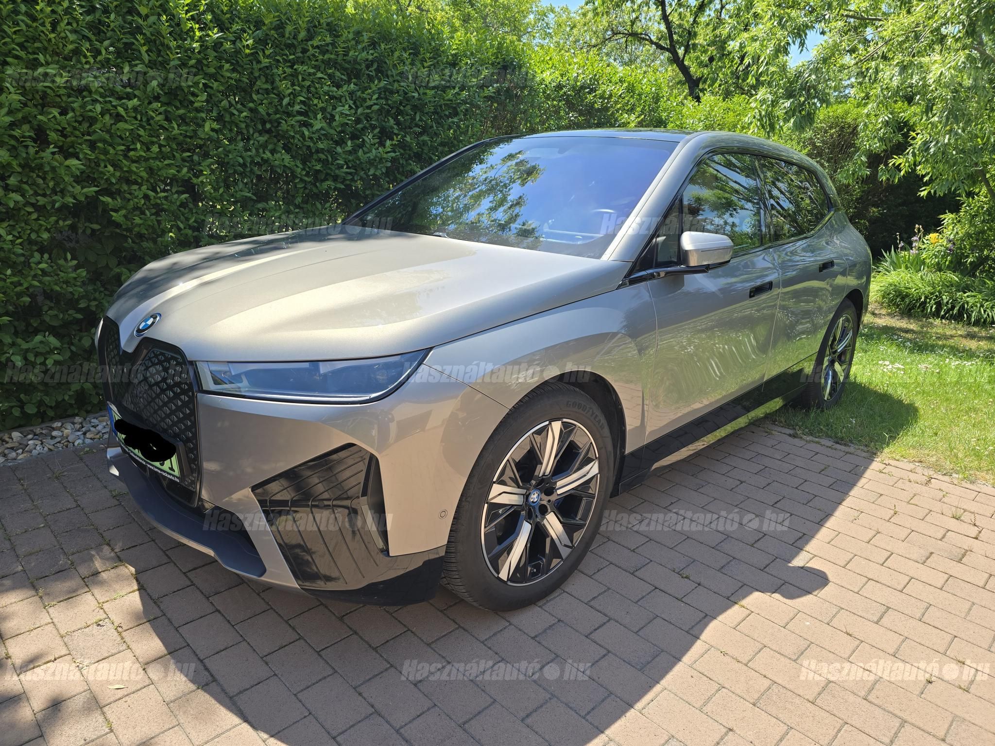 BMW IX 2023/9 - 1