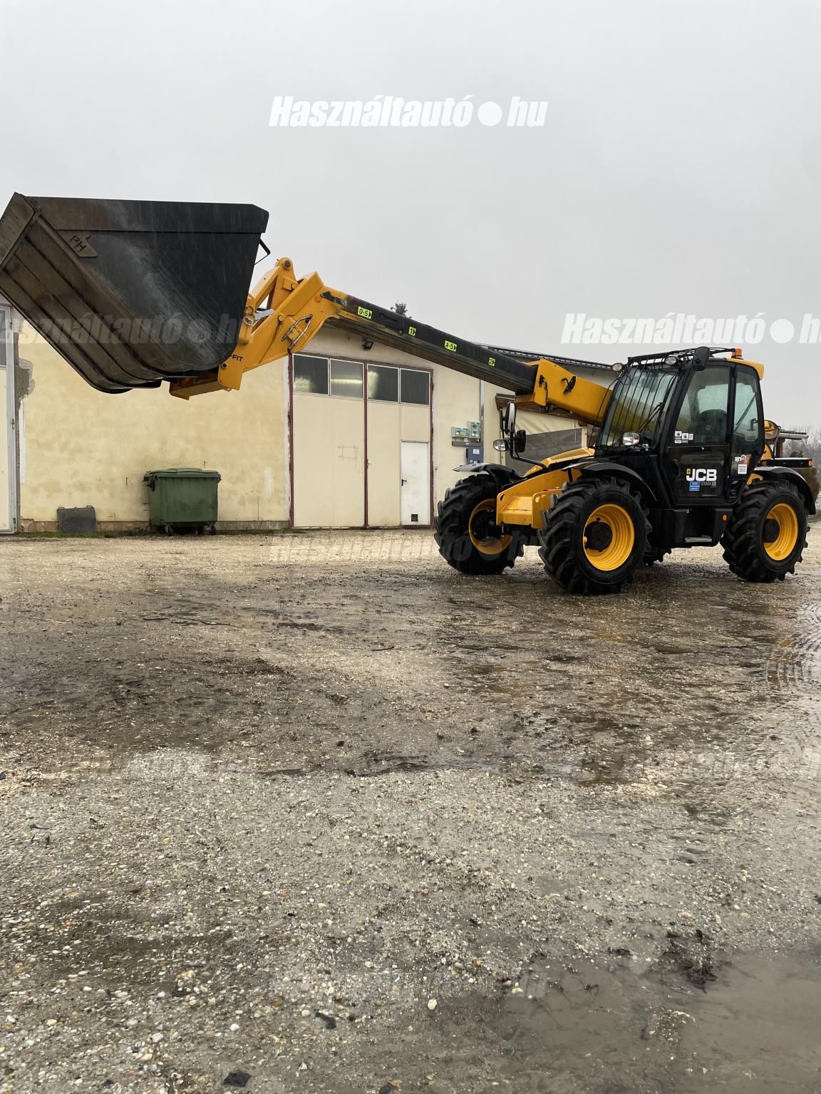 JCB 2021/6 - 1