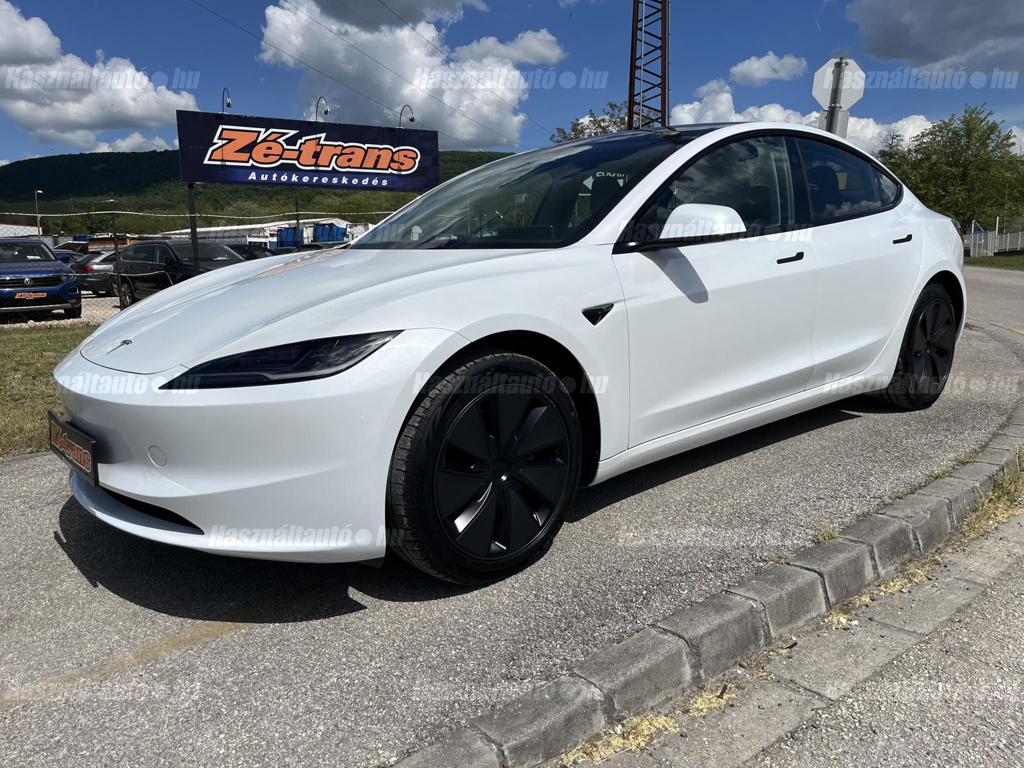TESLA MODEL 3 2024/3 - 1