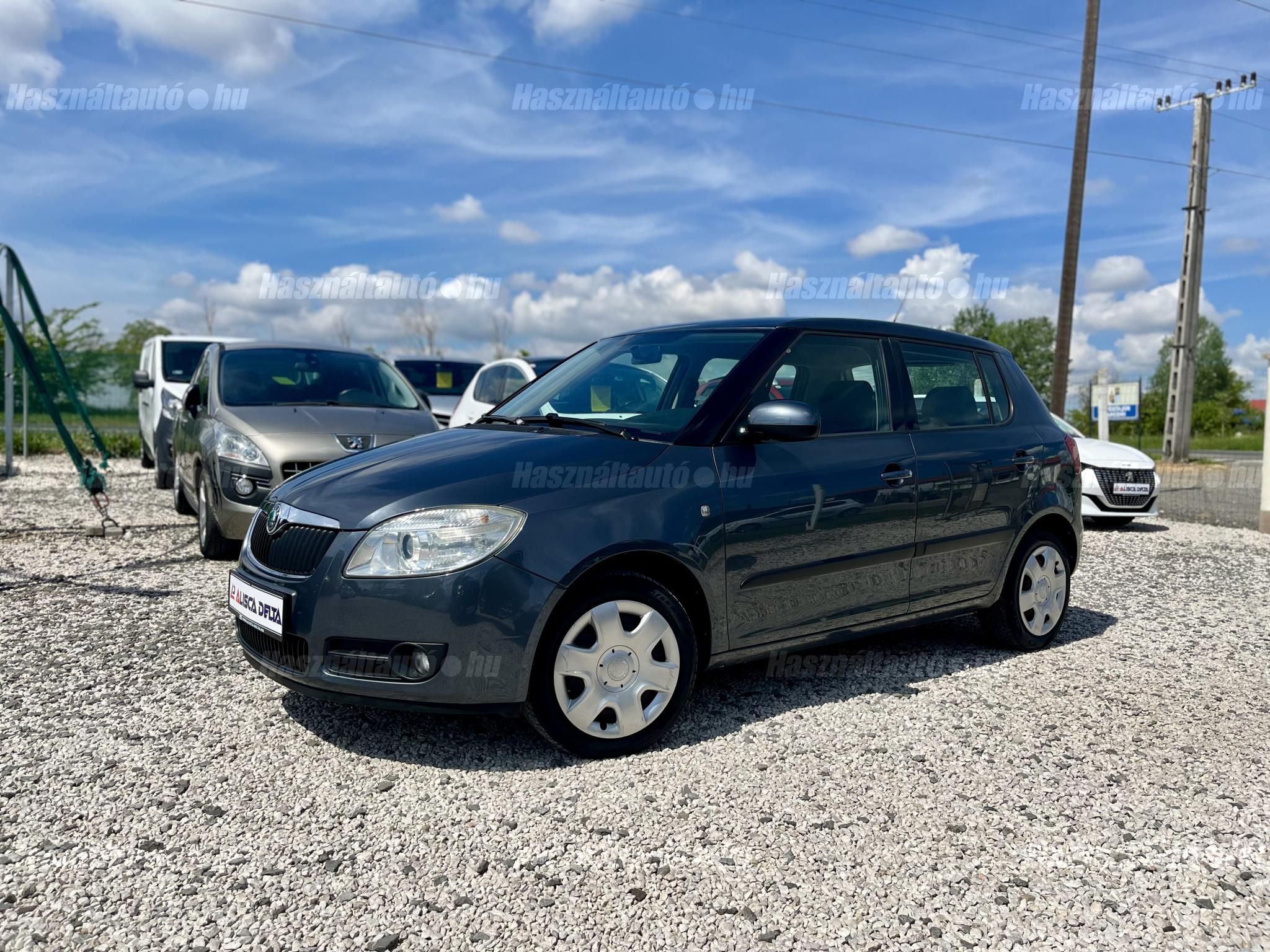 SKODA FABIA 2010/2 - 1