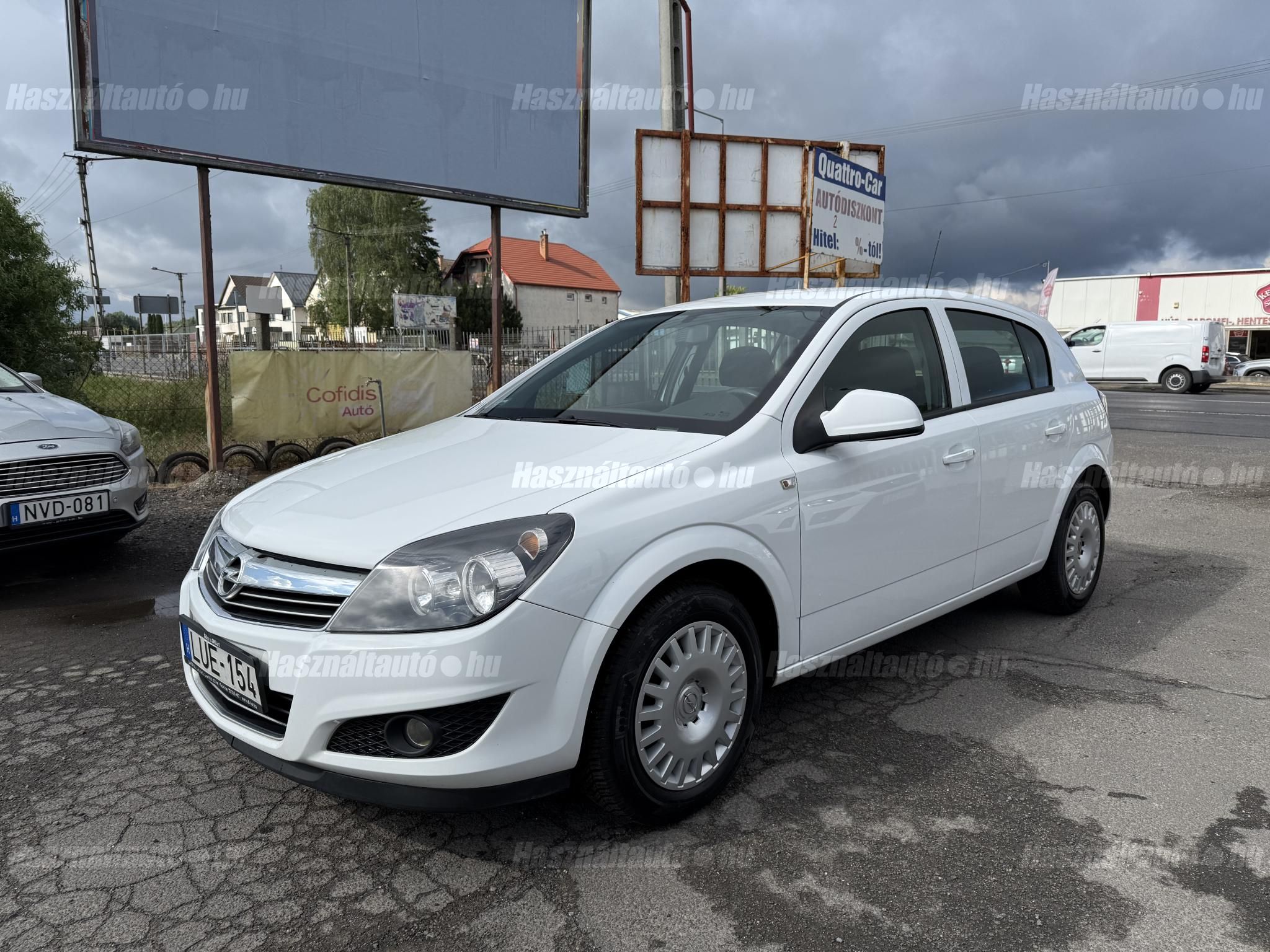 OPEL ASTRA H 2010/12 - 1