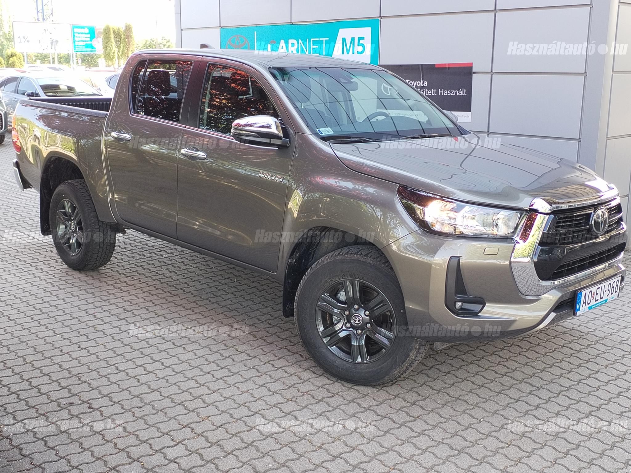 TOYOTA HILUX 2025/7 - 1