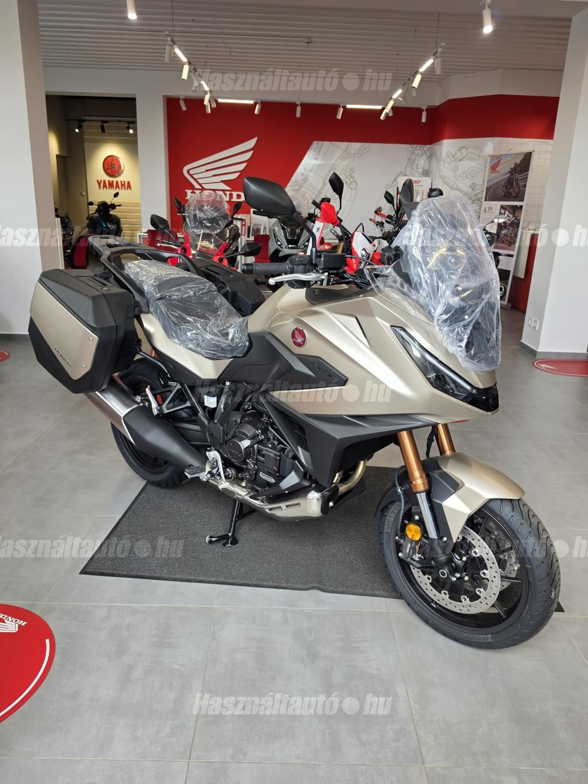 HONDA NT 1100 D 2026/3 - 1