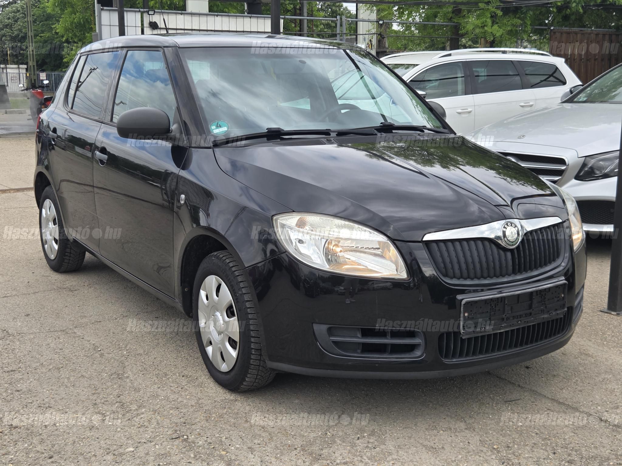SKODA FABIA 2009/8 - 1
