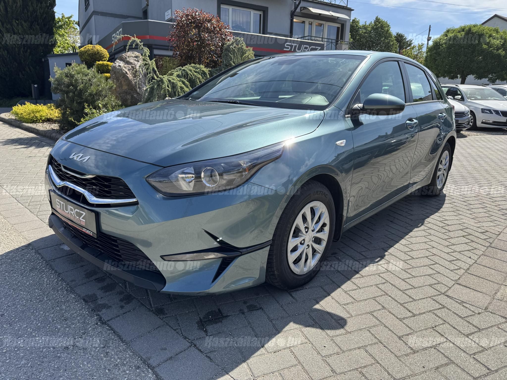 KIA CEE'D 2022/8 - 1