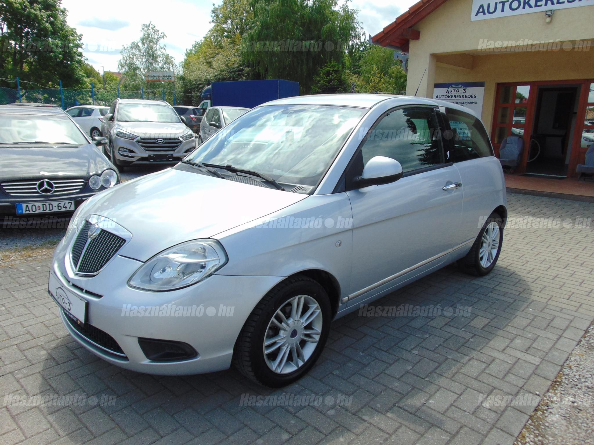 LANCIA YPSILON 2009/11 - 1
