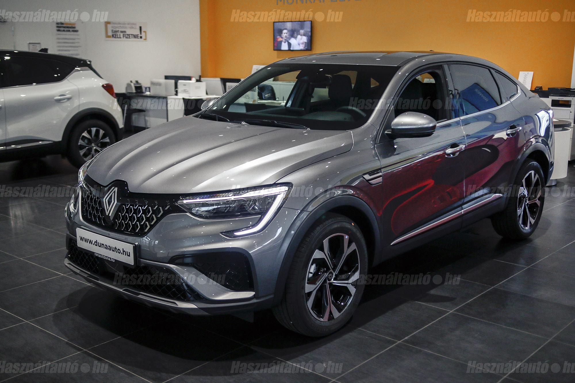RENAULT ARKANA 2025/10 - 1