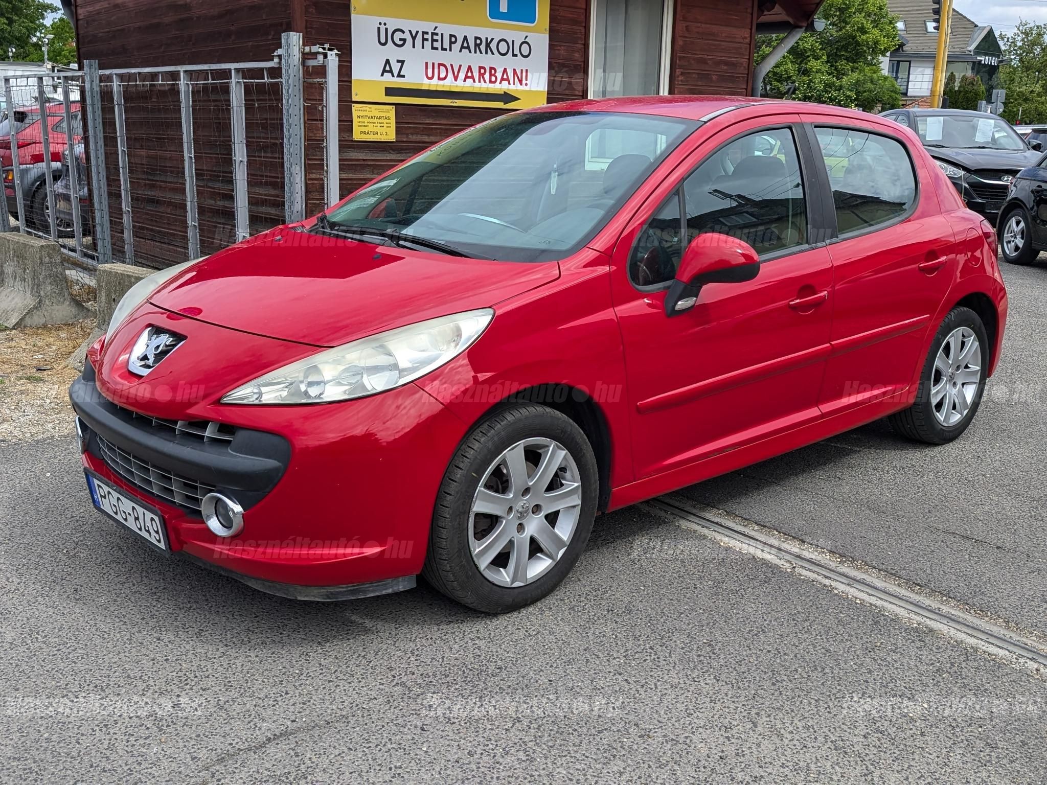 PEUGEOT 207 2006/7 - 1