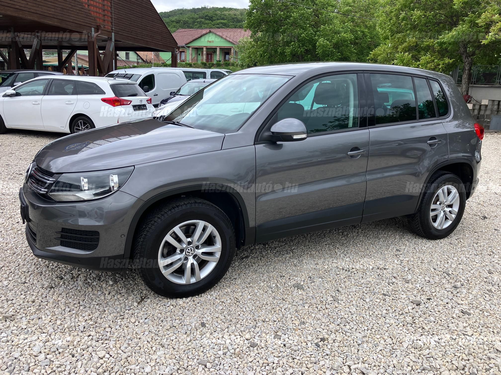 VOLKSWAGEN TIGUAN 2011/12 - 1