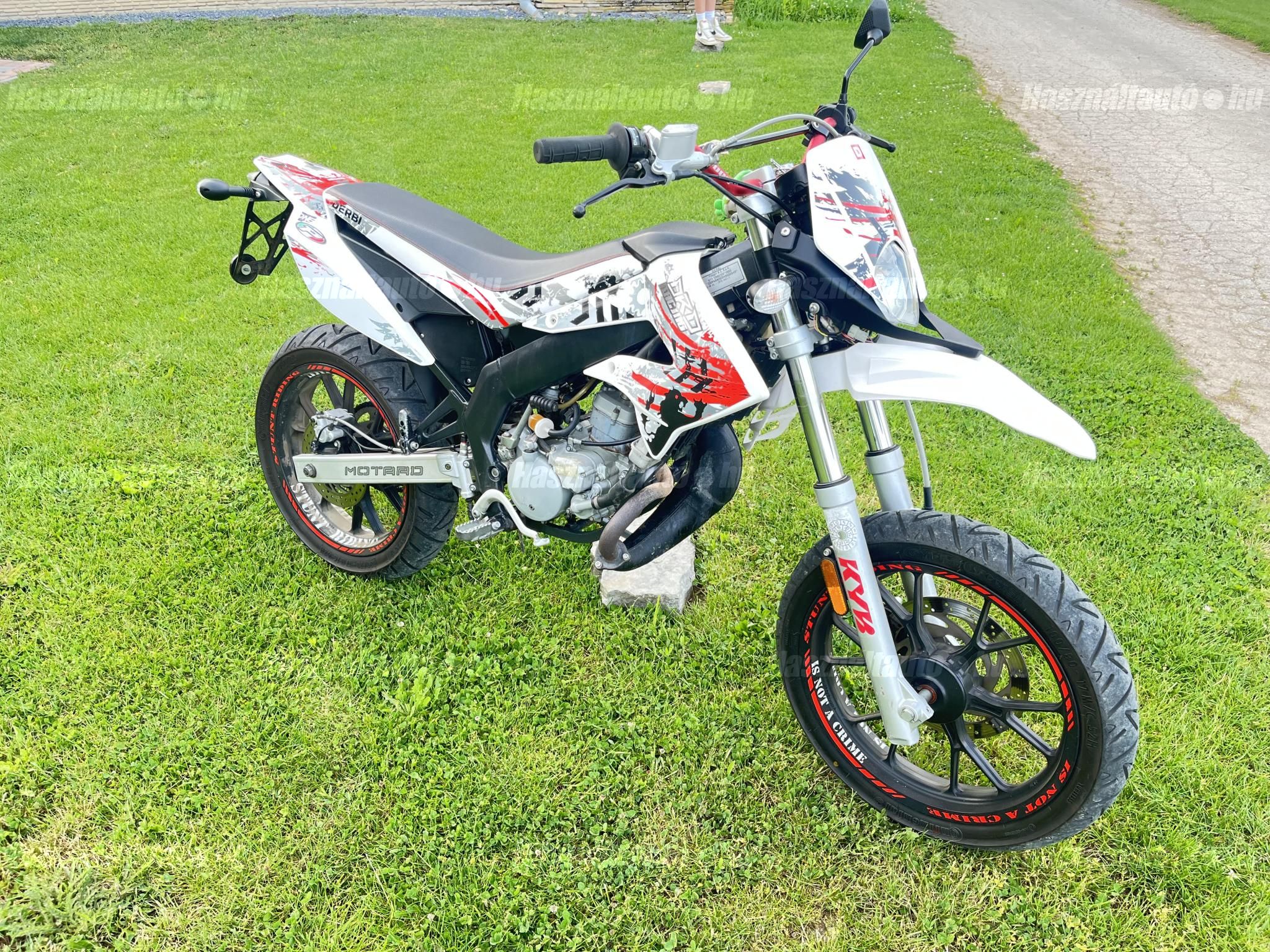 DERBI SENDA DRD 50 2017/5 - 1