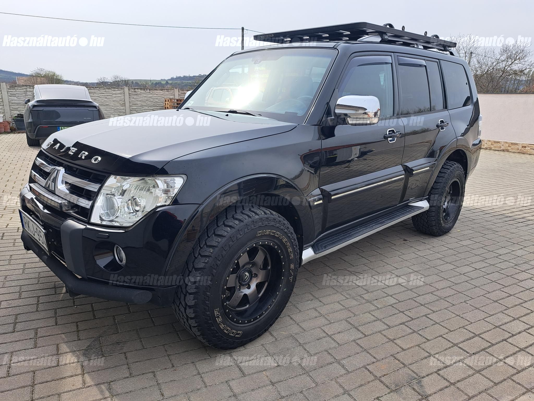 MITSUBISHI PAJERO 2011/10 - 1