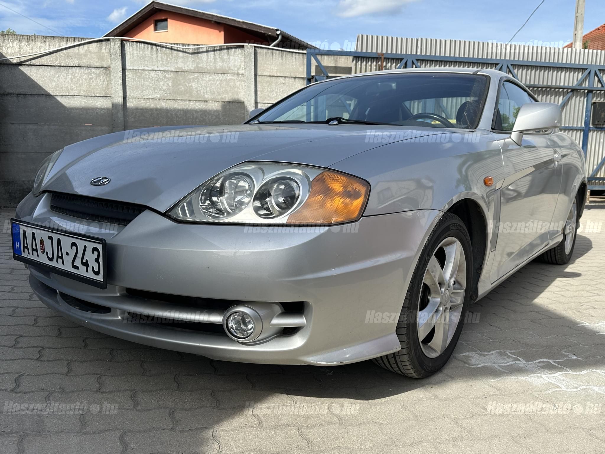 HYUNDAI COUPE 2004/9 - 1