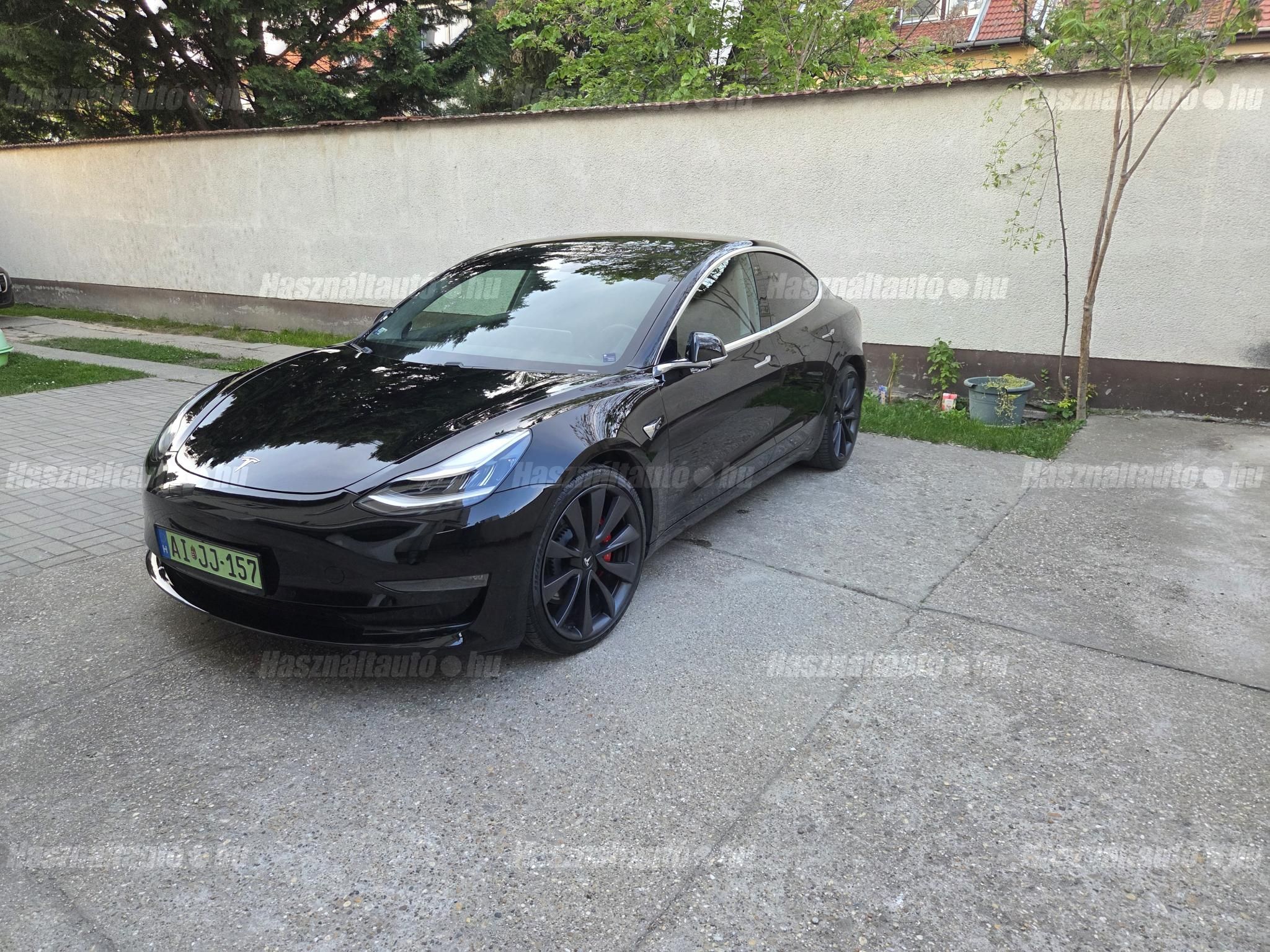 TESLA MODEL 3 2020/8 - 1