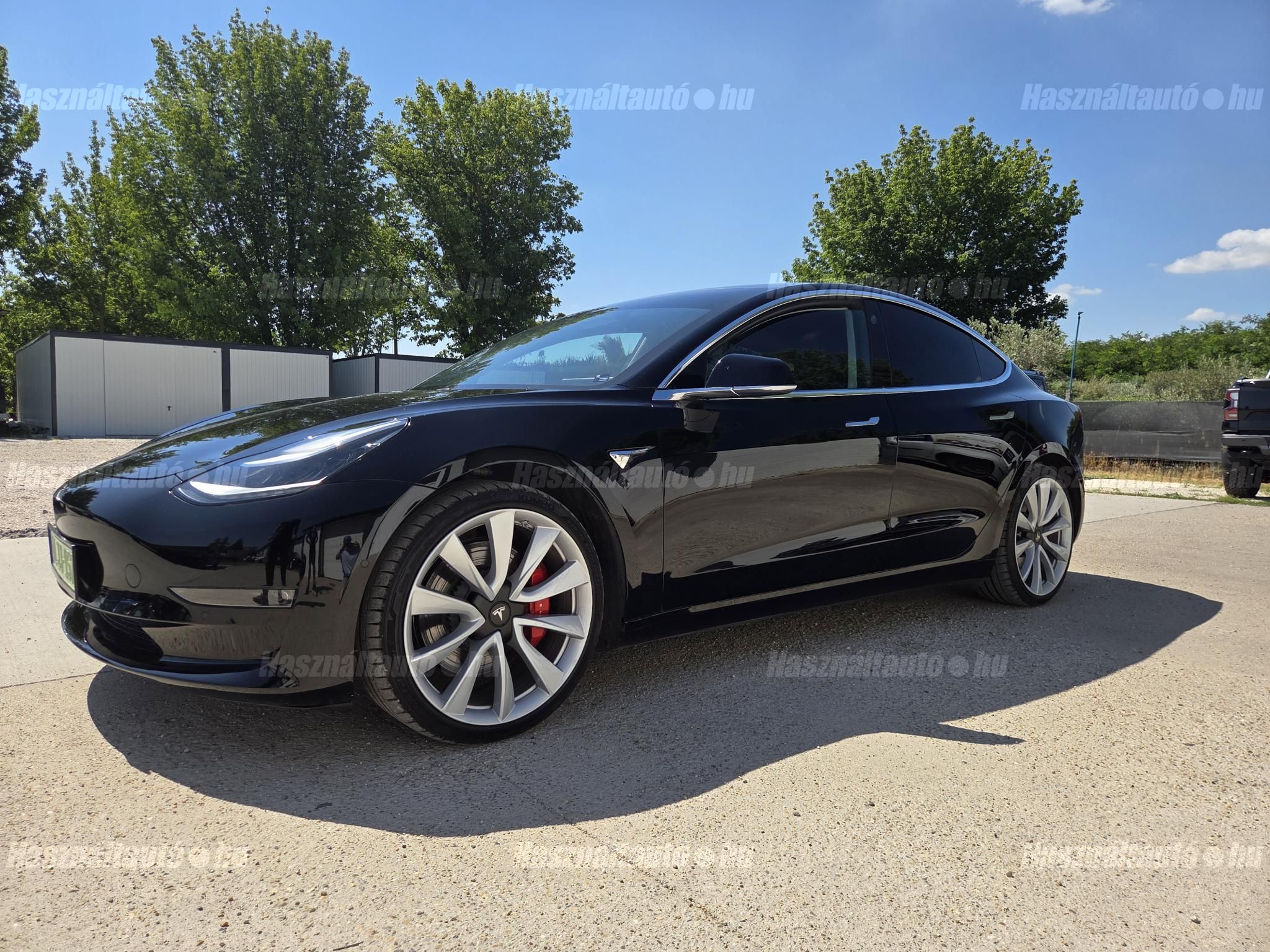 TESLA MODEL 3 2020/8 - 1