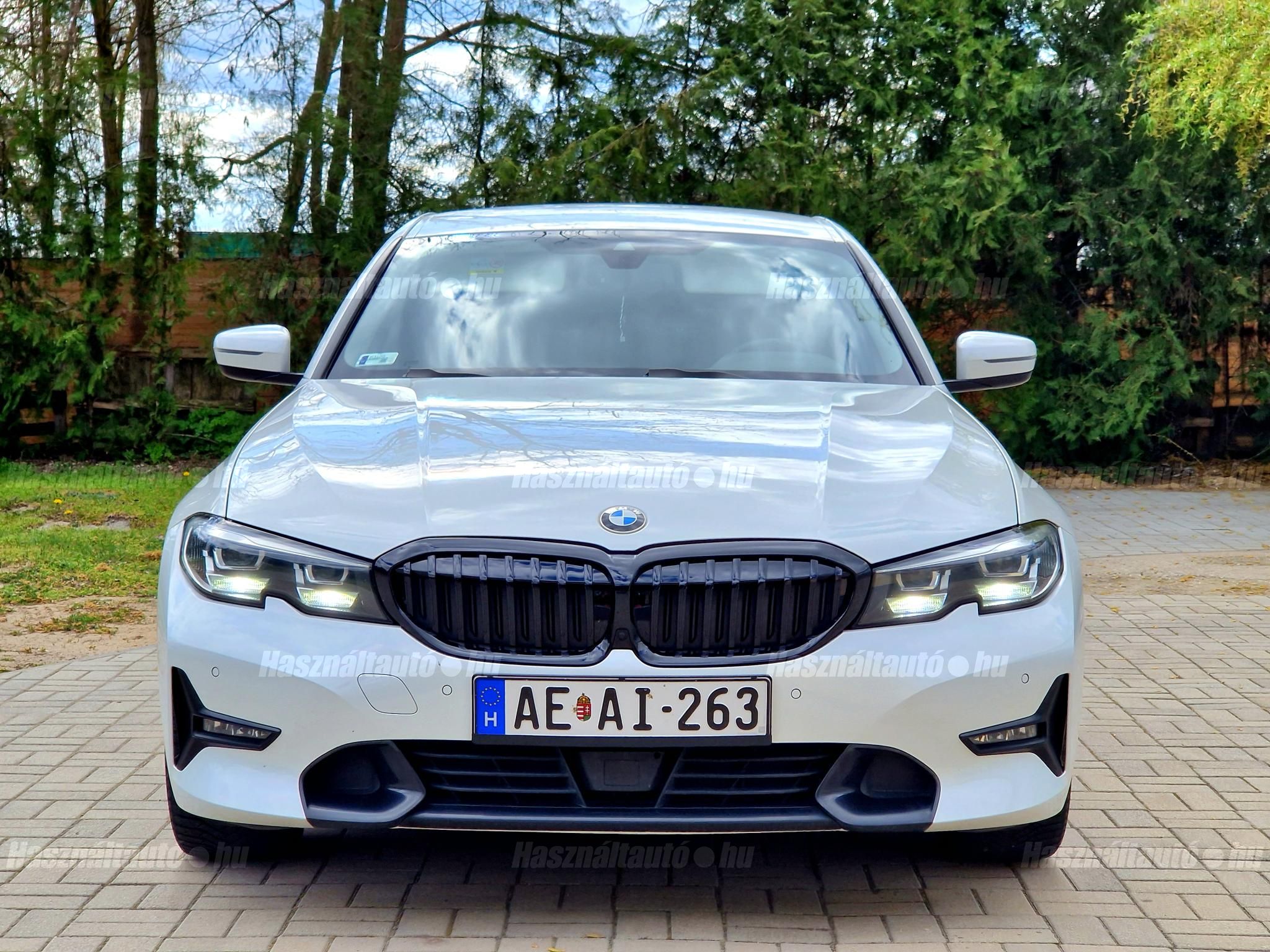 BMW 330 2021/7 - 1