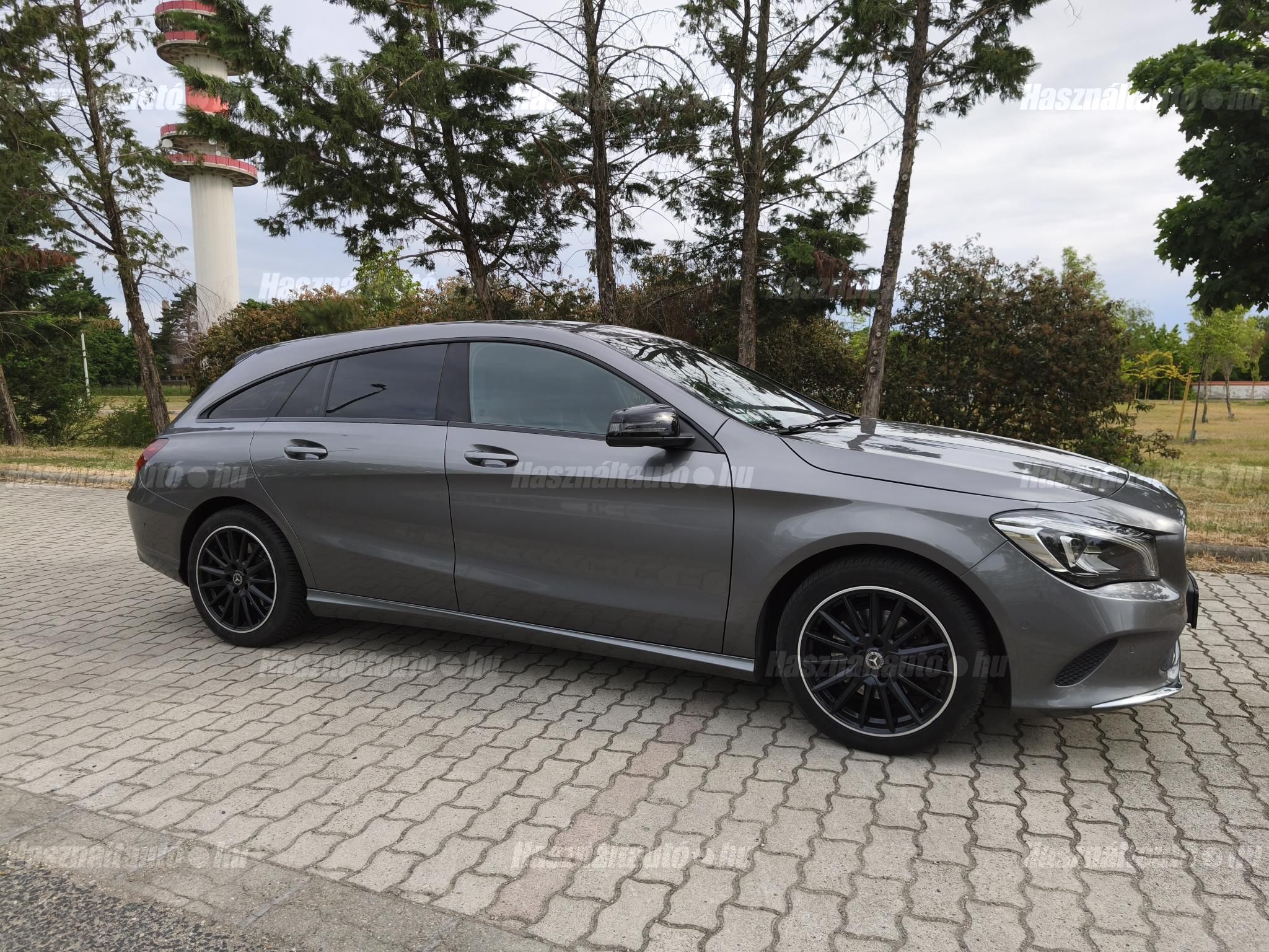 MERCEDES-BENZ CLA 180 2018/9 - 1