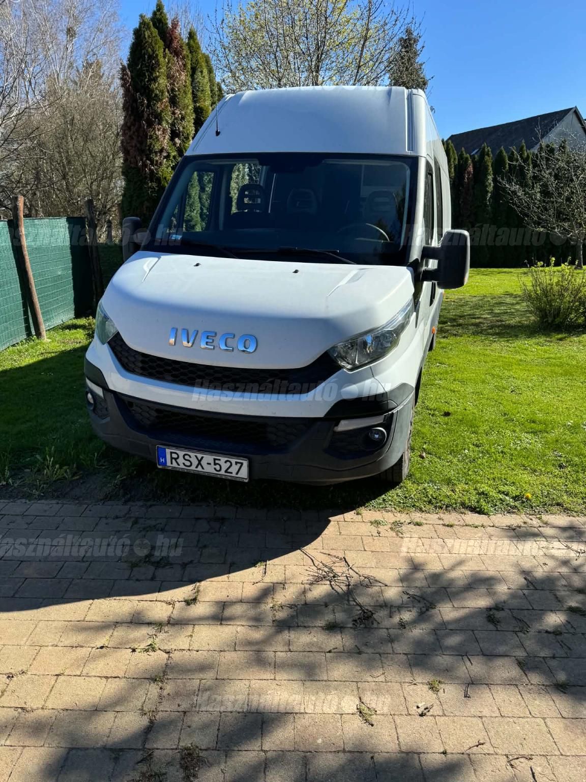 IVECO 2015/8 - 1