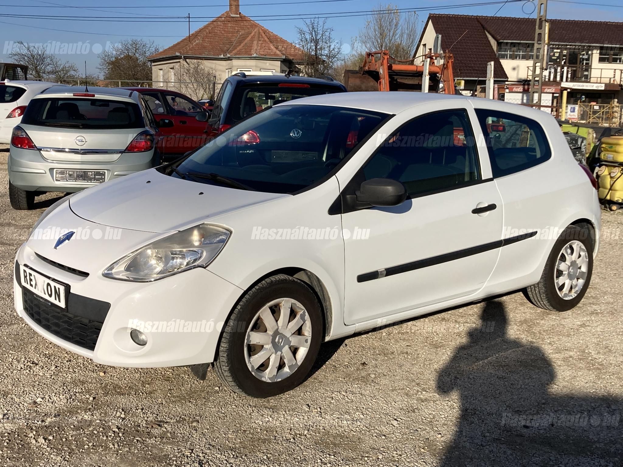RENAULT CLIO 2013/11 - 1