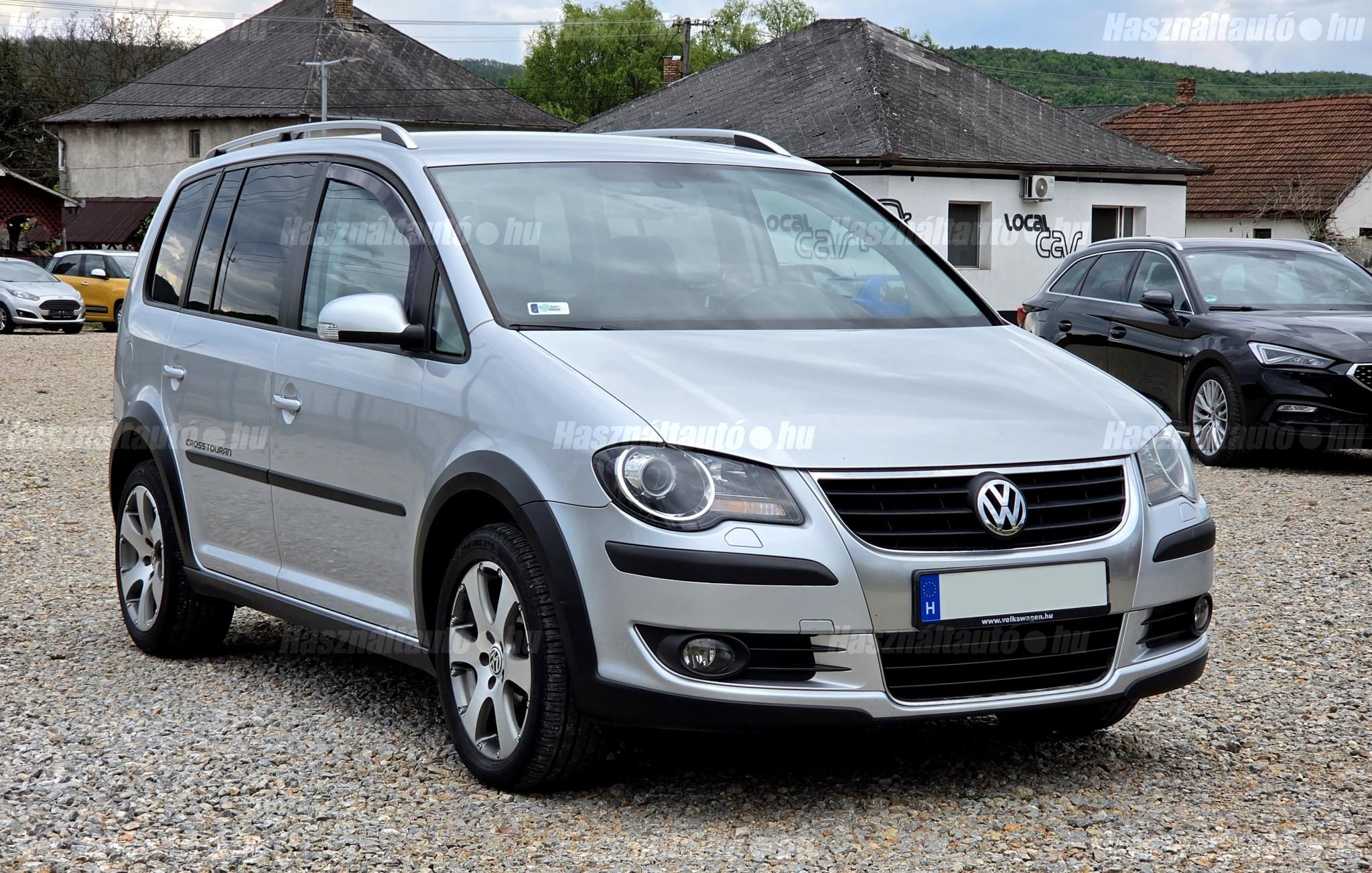VOLKSWAGEN TOURAN 2009/6 - 1