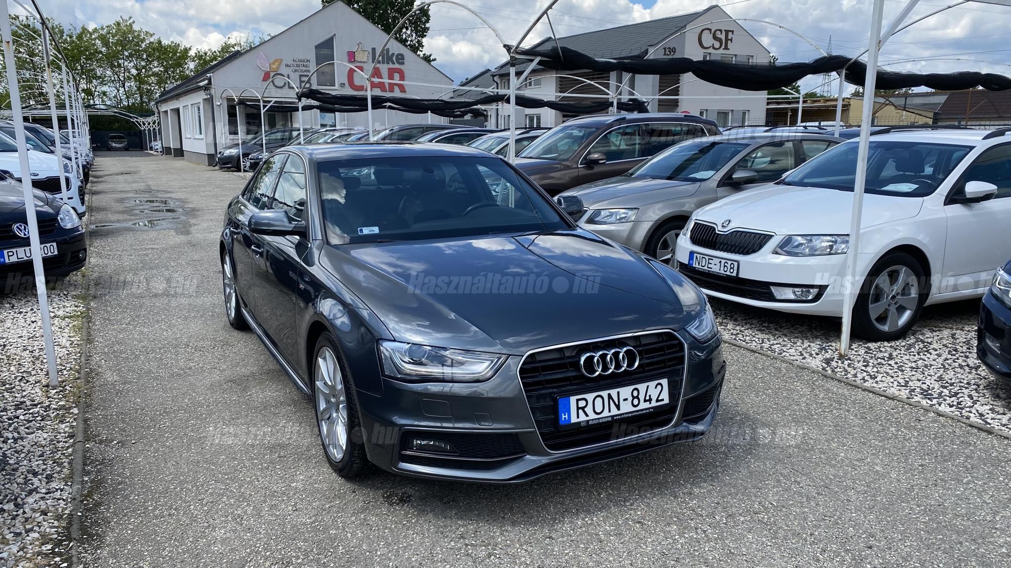 AUDI A4 2012/6 - 1